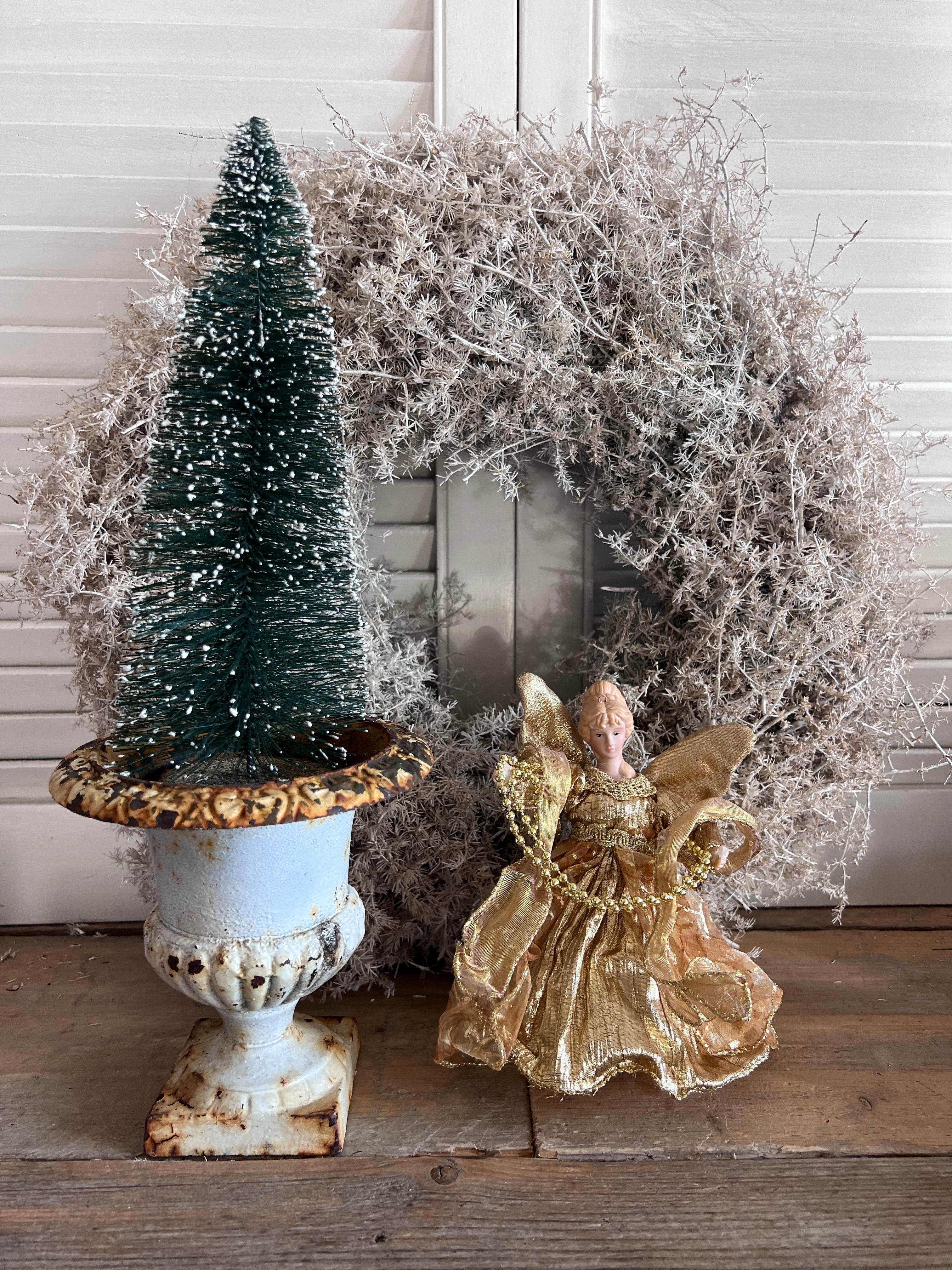 Kerstengel piek,kerstboompiek kerstengel, kerstboomtopper goud, kerstengel boompiek, gouden kerstboomtoppers, kerstboomtopper kerstengel, luxe kerstdecoratie, kerstboom versiering, feestelijke kerstboompiek.