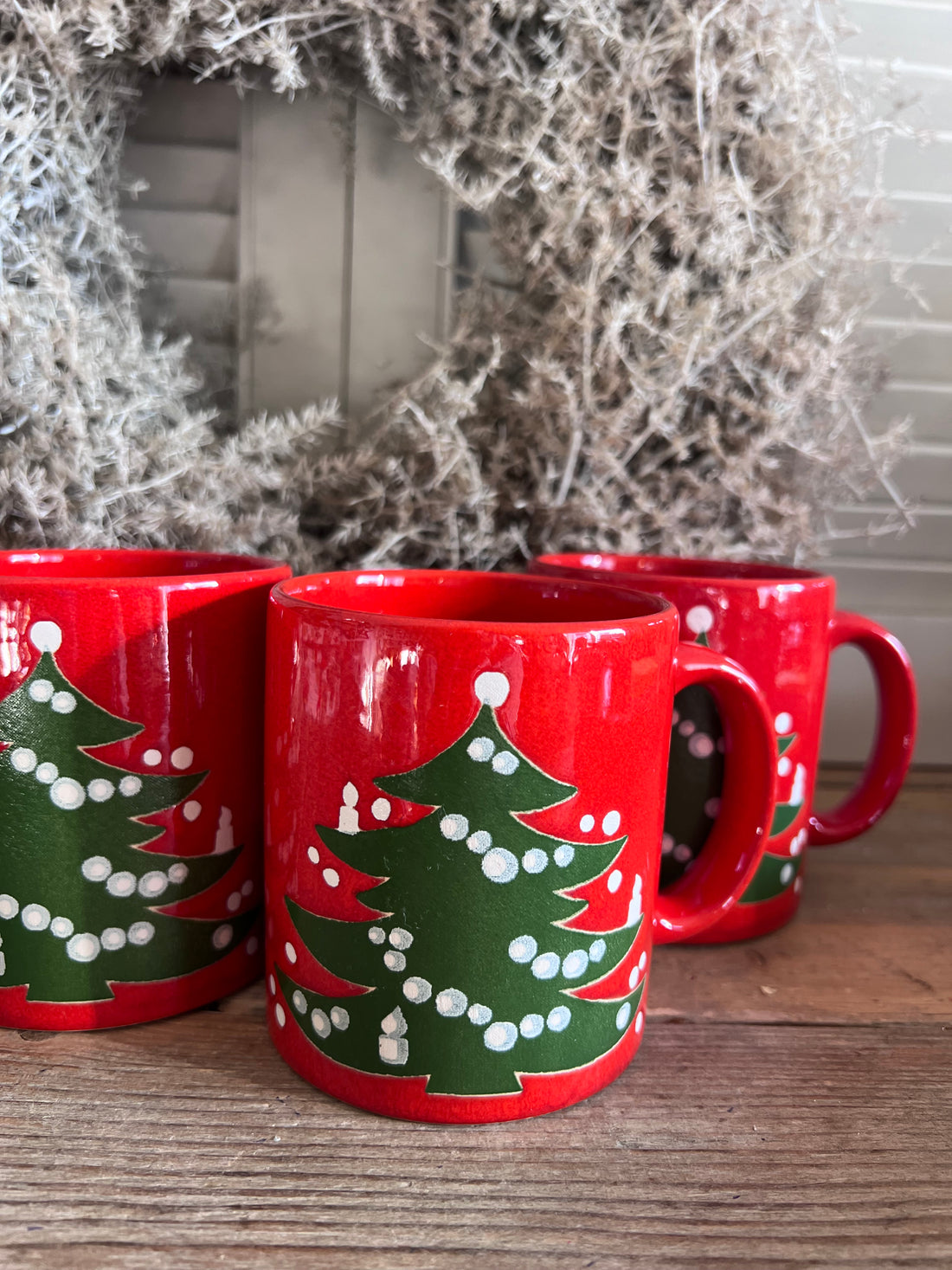 Waechtersbach mok, kerstmok aardewerk, Christmas Tree mok, Waechtersbach servies, kerst servies aardewerk, mok met kerstboom, feestelijke mok, kerstkoffiemok, kerstcadeau mok.