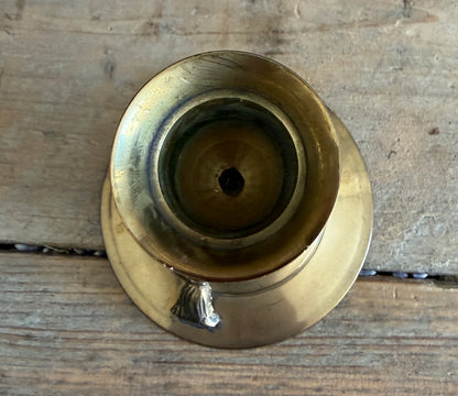 vintage messing kandelaar, kandelaar messing, kandelaar met kwastjes, vintage candle stick Holder, Franse interieuraccessoires, boudoir decoratie, brocante woondecoratie, Sofia&