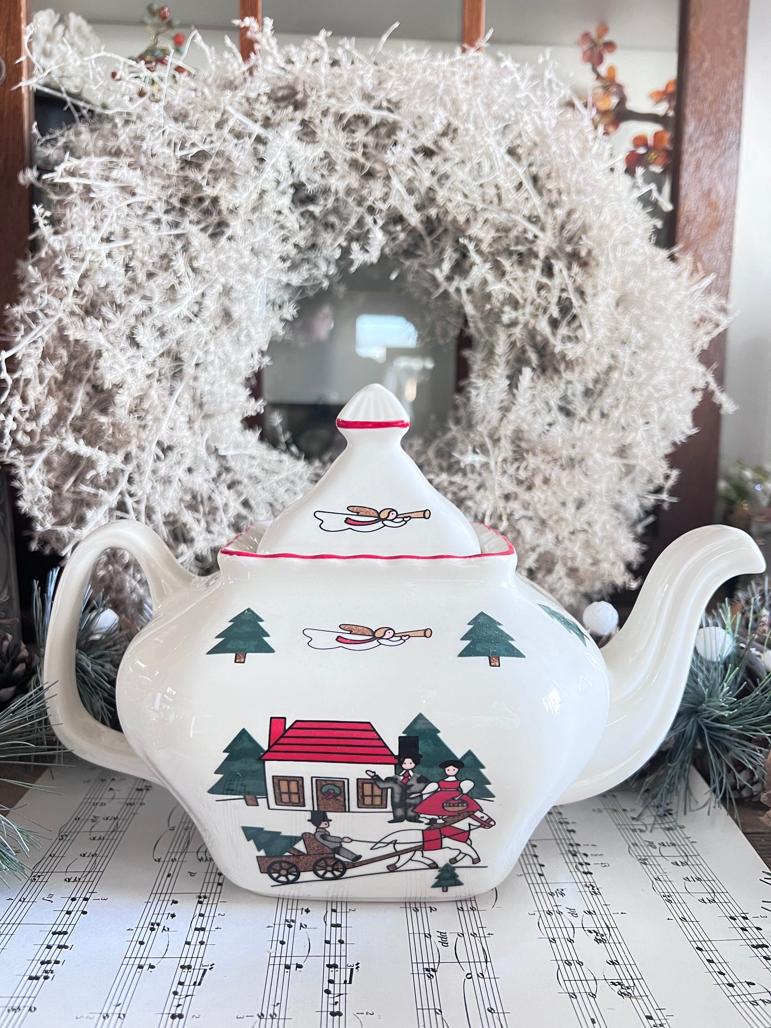 Mason’s Christmas Village theepot, kerst theepot keramiek, Christmas Village collectie, nieuwe kersttheepot, feestelijke theepot, Mason’s ceramics, limited edition theepot, kerstartikel keramiek