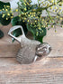 Jam Meuvogel flesopener, zilverkleurige flesopener, vintage flesopener, retro flesopener, metalen flesopener, flesopener vintage stijl, unieke flesopener, Jam Meuvogel opener.