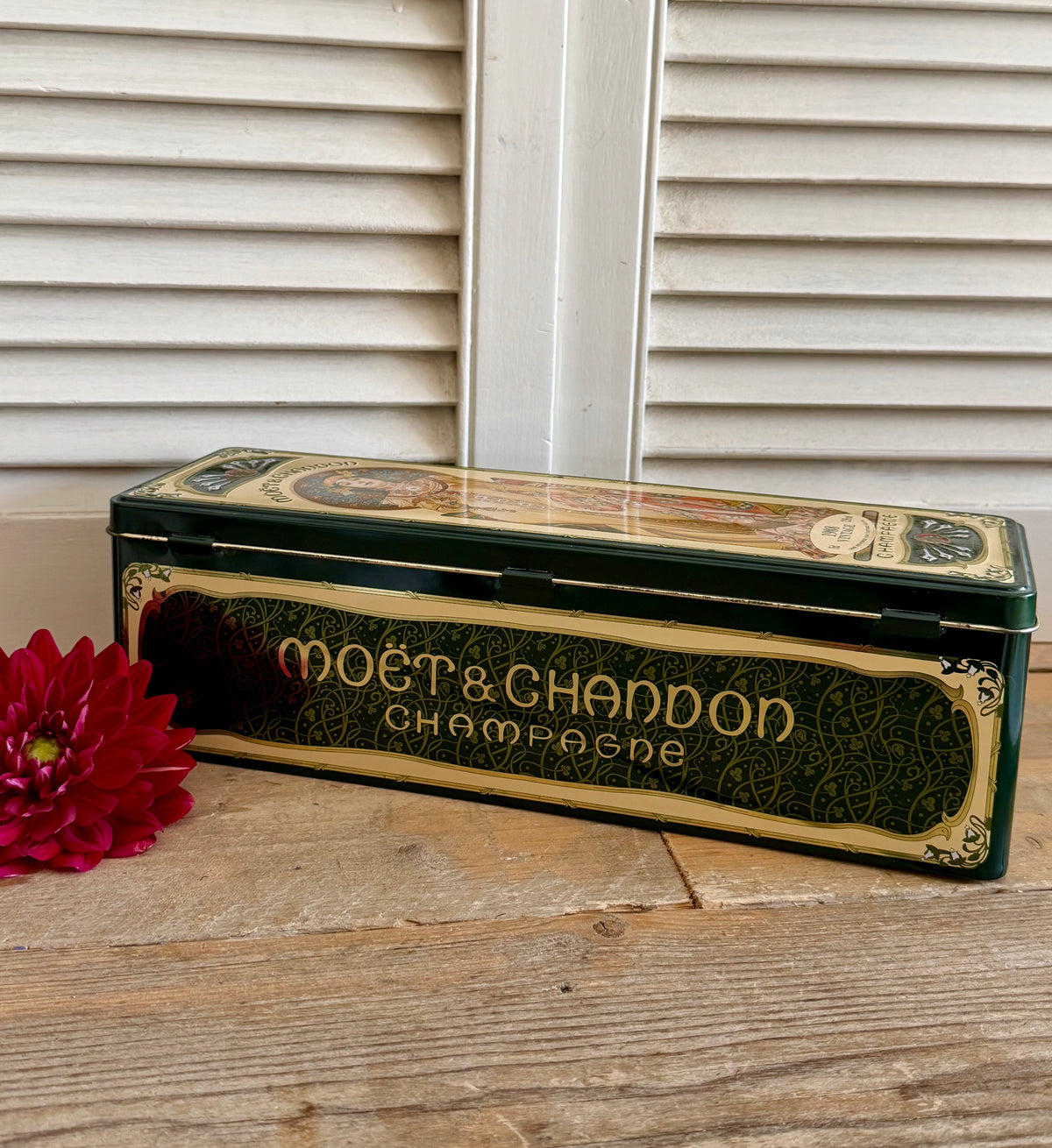 Moët &amp; Chandon blik, vintage Moët &amp; Chandon, champagne blik vintage, Moët champagne tin, Frans reclameblik, Art Nouveau blik Mucha, vintage bar decoratie, champagne verzamelobject, Moët 1988 vintage, luxe vintage blik, Sofia&