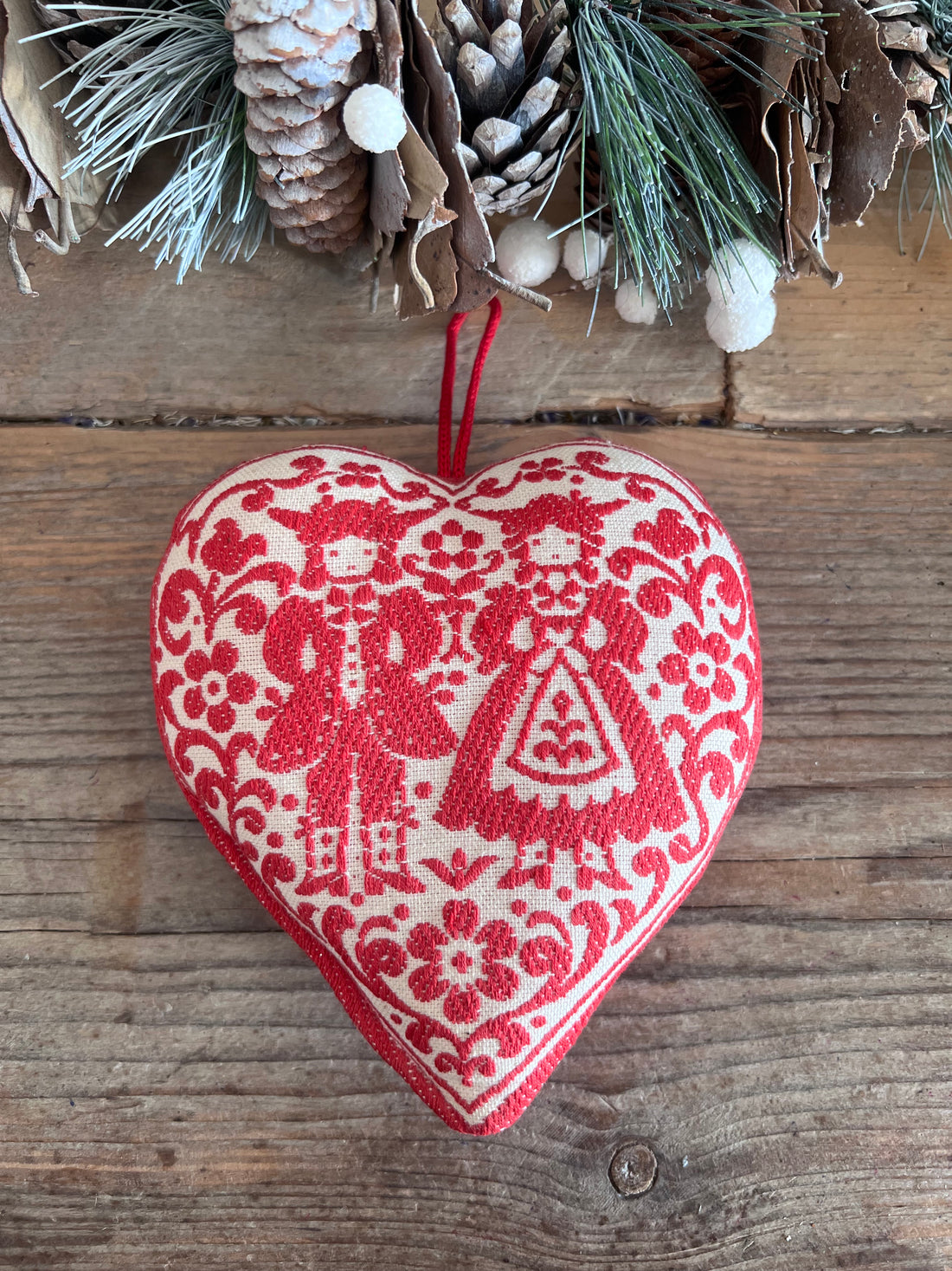 Scandinavische kerstversiering, stof, rood wit