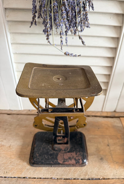 Jacob Maul,Bilateral, brievenweegschaal, oude postweegschaal, mechanisch, Duitsland, vintage kantoorartikel, metalen brievenweegschaal, vintage verzamelobject, vintage bureau decoratie, Sofia&
