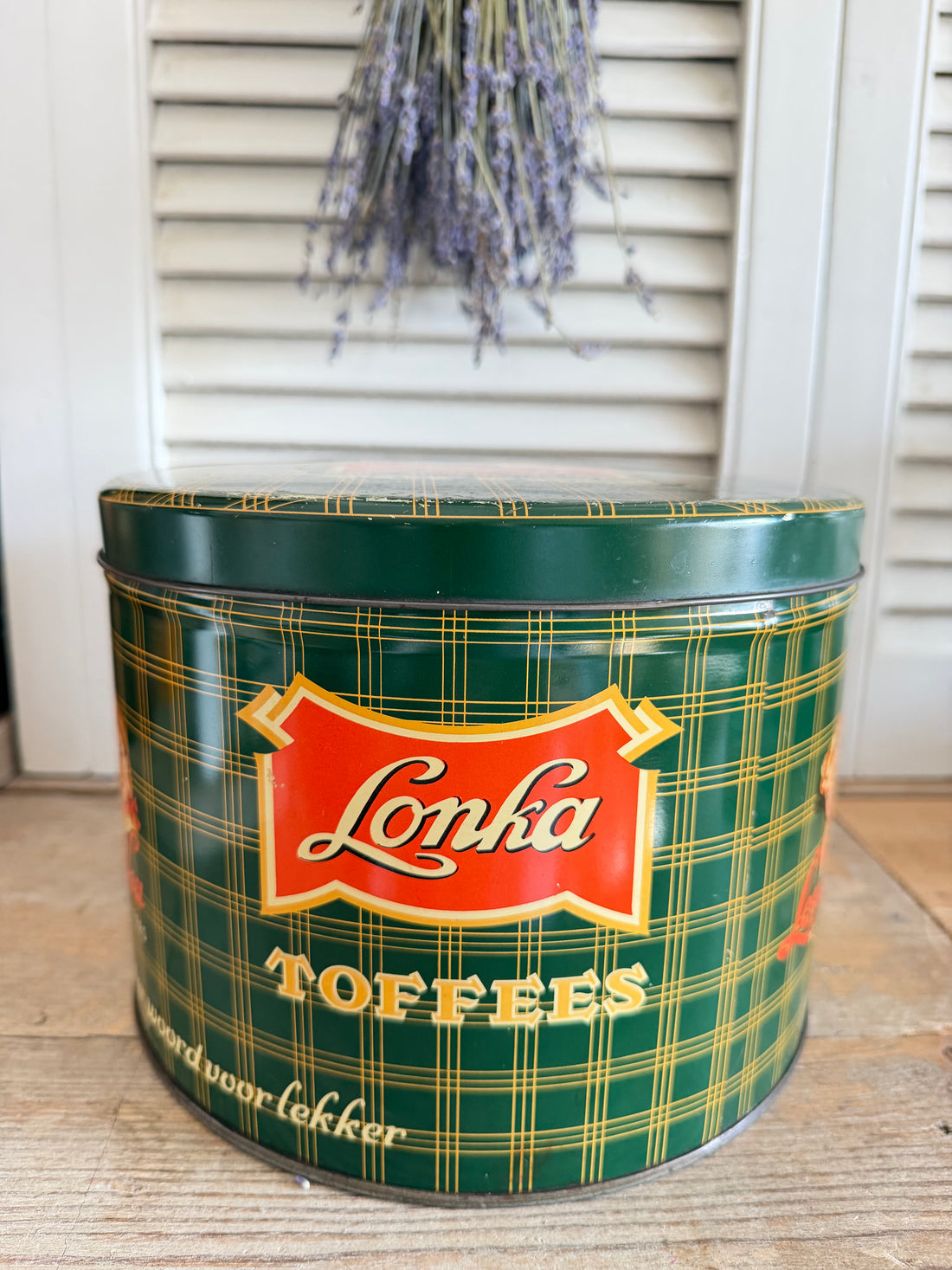 vintage Lonka Toffees  blik, Lonka blik groen, retro snoepblik Lonka, London Caramel Works, Sofia&