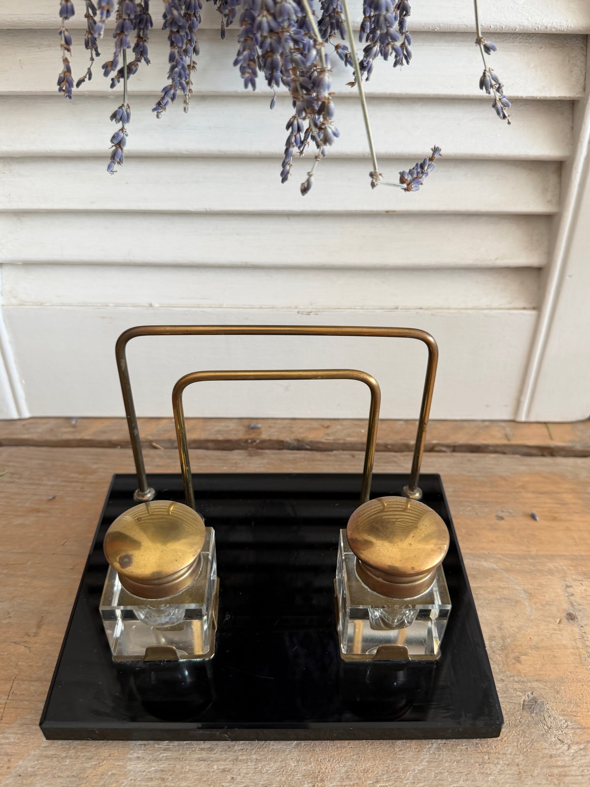 Art Deco inktstel met brievenhouder, Art Deco bureaustel, antiek inktstel, letter rack Art Deco, antieke bureau accessoires, Art Deco kantooraccessoires, Sofia&