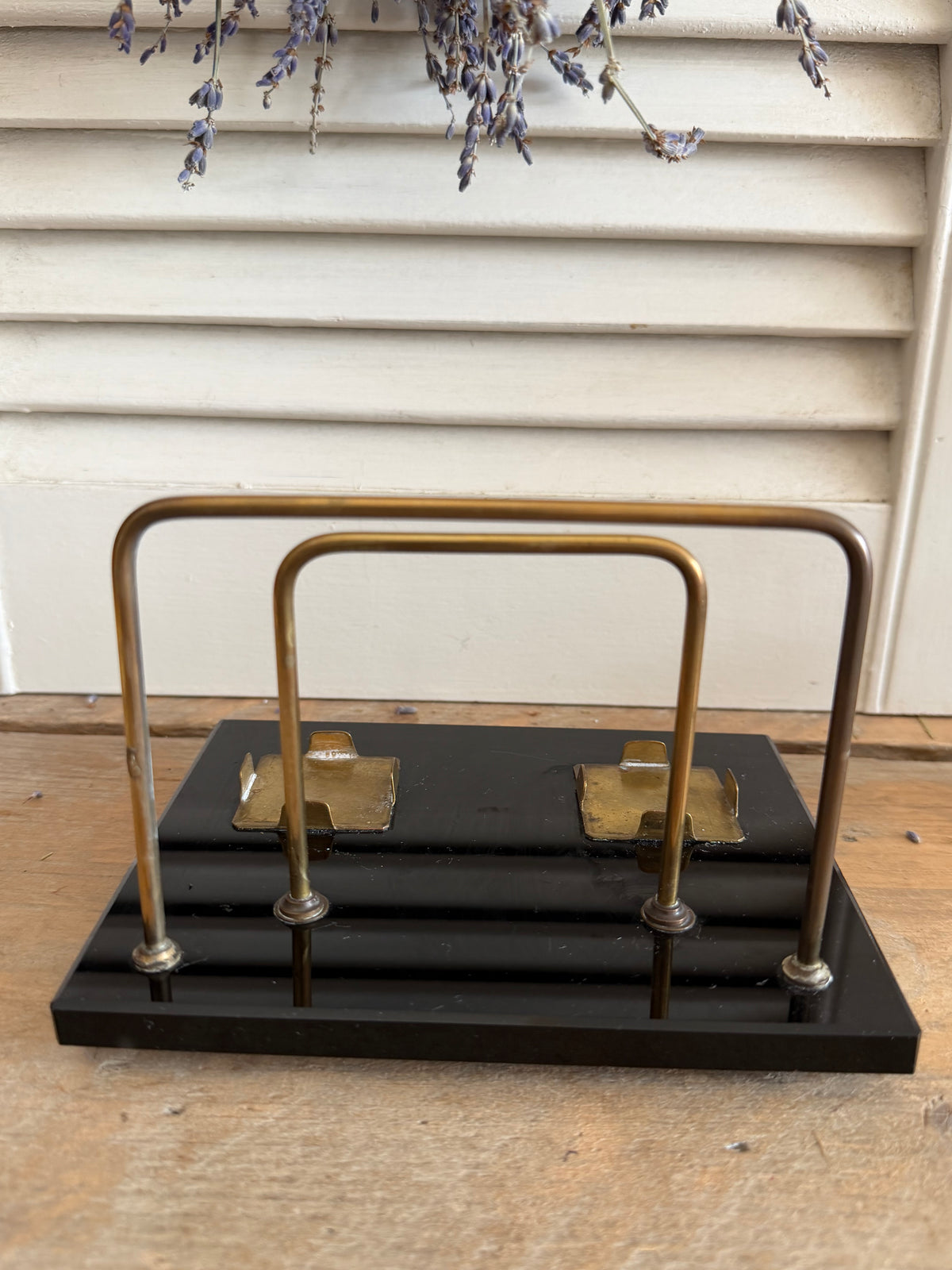 Art Deco inktstel met brievenhouder, Art Deco bureaustel, antiek inktstel, letter rack Art Deco, antieke bureau accessoires, Art Deco kantooraccessoires, Sofia&
