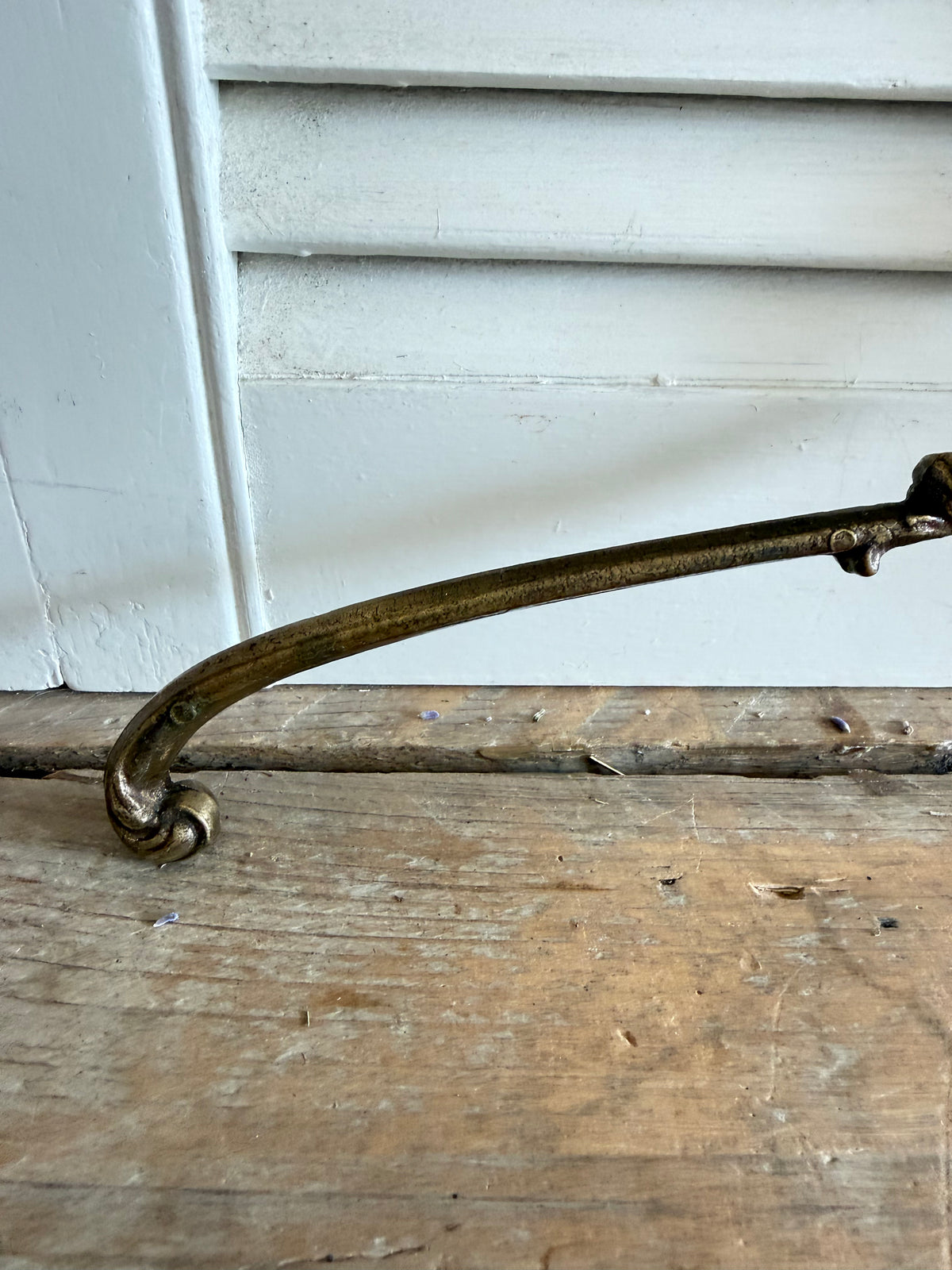 vintage messing kledinghanger, messing kleerhanger, brocante kledinghanger, vintage garderobe, decoratieve kledinghanger, messing hanger, Sofia&