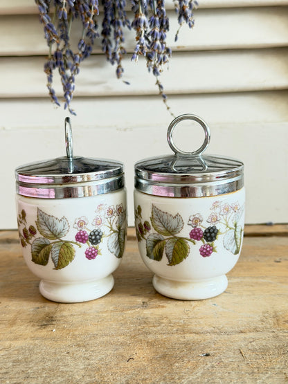 Royal Worcester egg coddler, Royal Worcester Lavinia, Blackberry egg coddler, Engelse egg coddler, vintage Roya; Worcester, vintage ontbijtservies, brocante keukenaccessoires, Sofia&