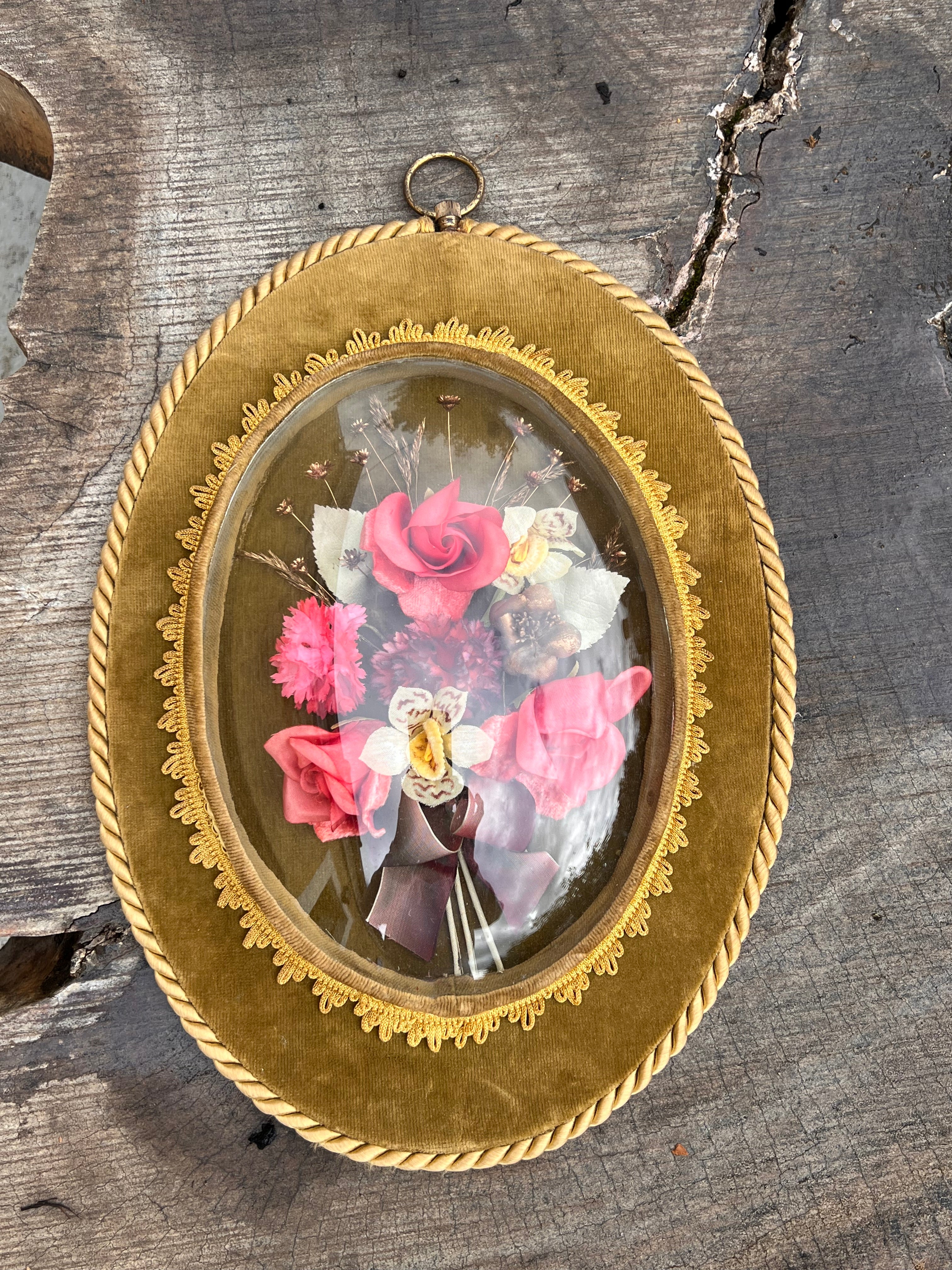 Vintage muurdecoratie bloemen
