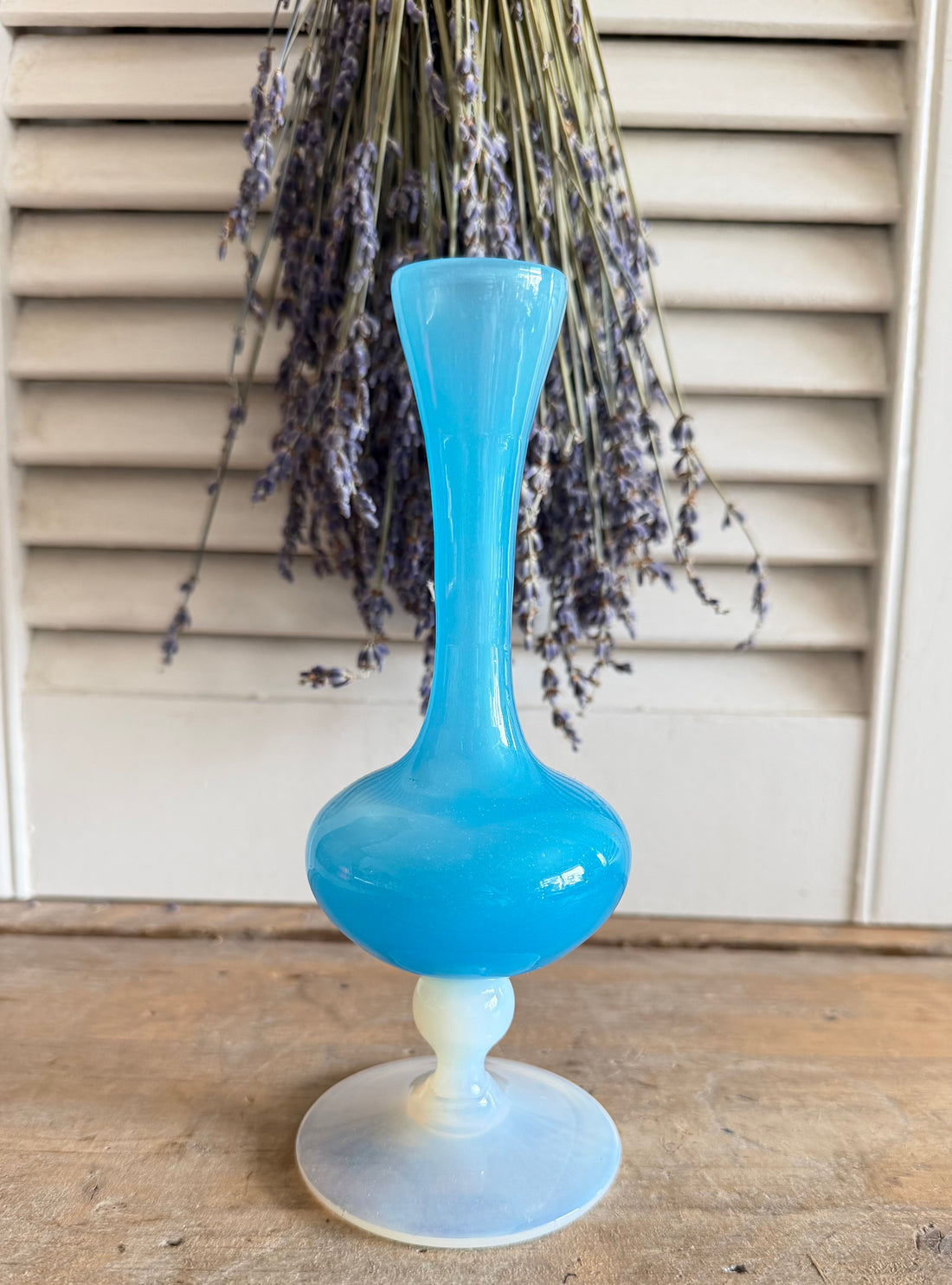 vintage opaline vaas, turquoise glazen vaasje, blauw opaline glas, vintage glaswerk, klein vintage vaasje, Sofia&