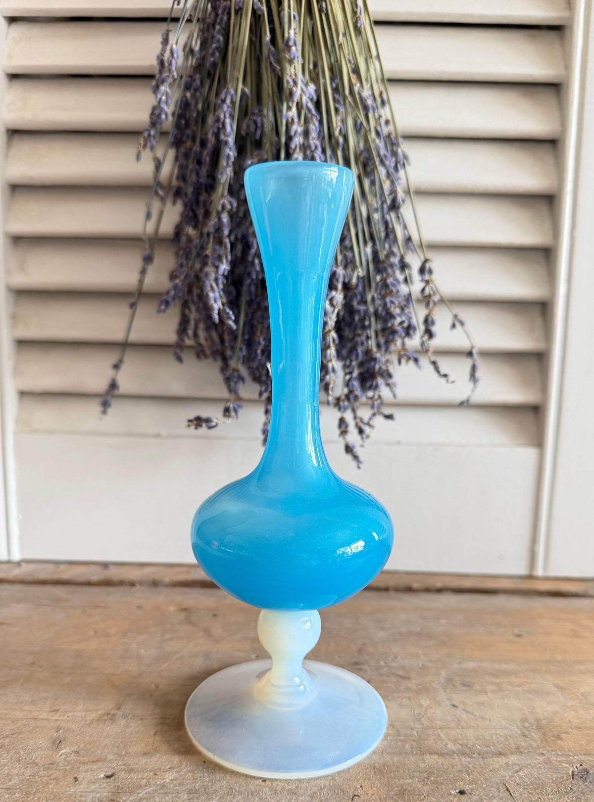 vintage opaline vaas, turquoise glazen vaasje, blauw opaline glas, vintage glaswerk, klein vintage vaasje, Sofia&