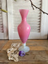 Franse vaas met opaline voet