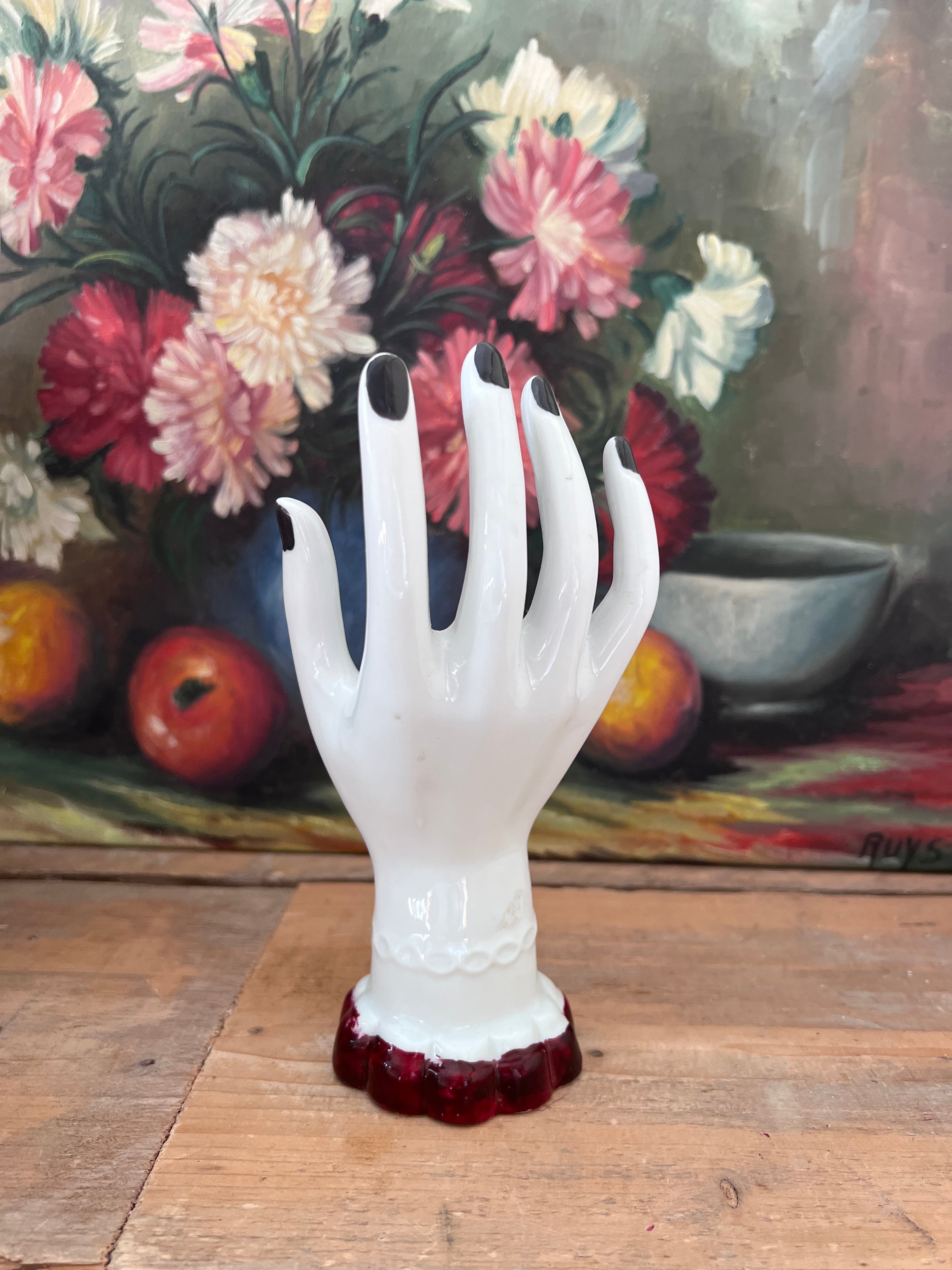 vintage sieradenhouder, ringhouder porselein, Samie Porcelaine, porseleinen hand, Victoriaans design, jaren 50 sieradenhouder, Franse vintage decoratie, sieraden organizer vintage