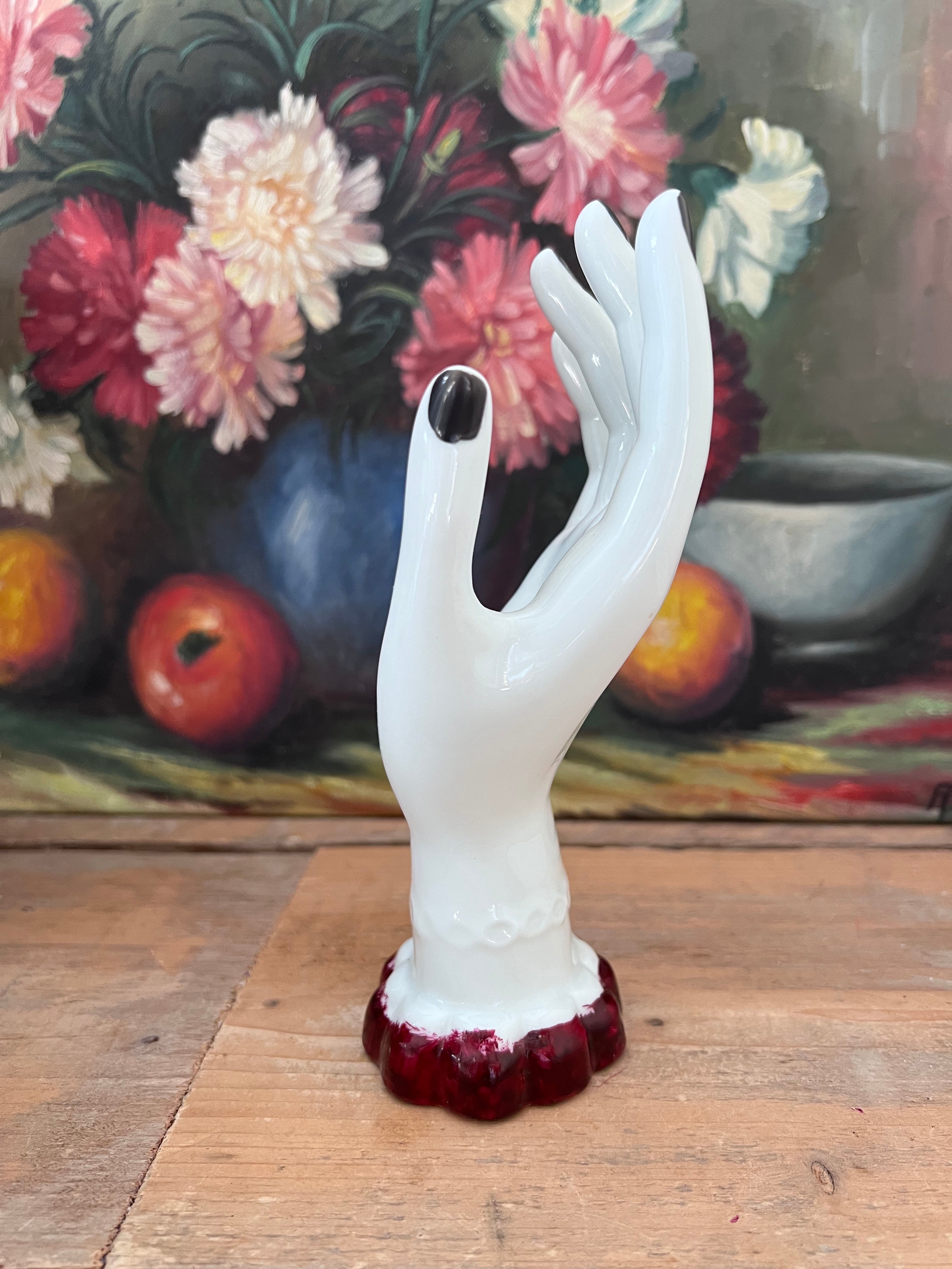 vintage sieradenhouder, ringhouder porselein, Samie Porcelaine, porseleinen hand, Victoriaans design, jaren 50 sieradenhouder, Franse vintage decoratie, sieraden organizer vintage