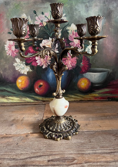 vintage messing kandelaar, messing kandelaar jaren 60, kandelaar met onyx, retro kandelaar, vintage interieur decoratie, messing kandelaar vintage, jaren 60 kandelaar