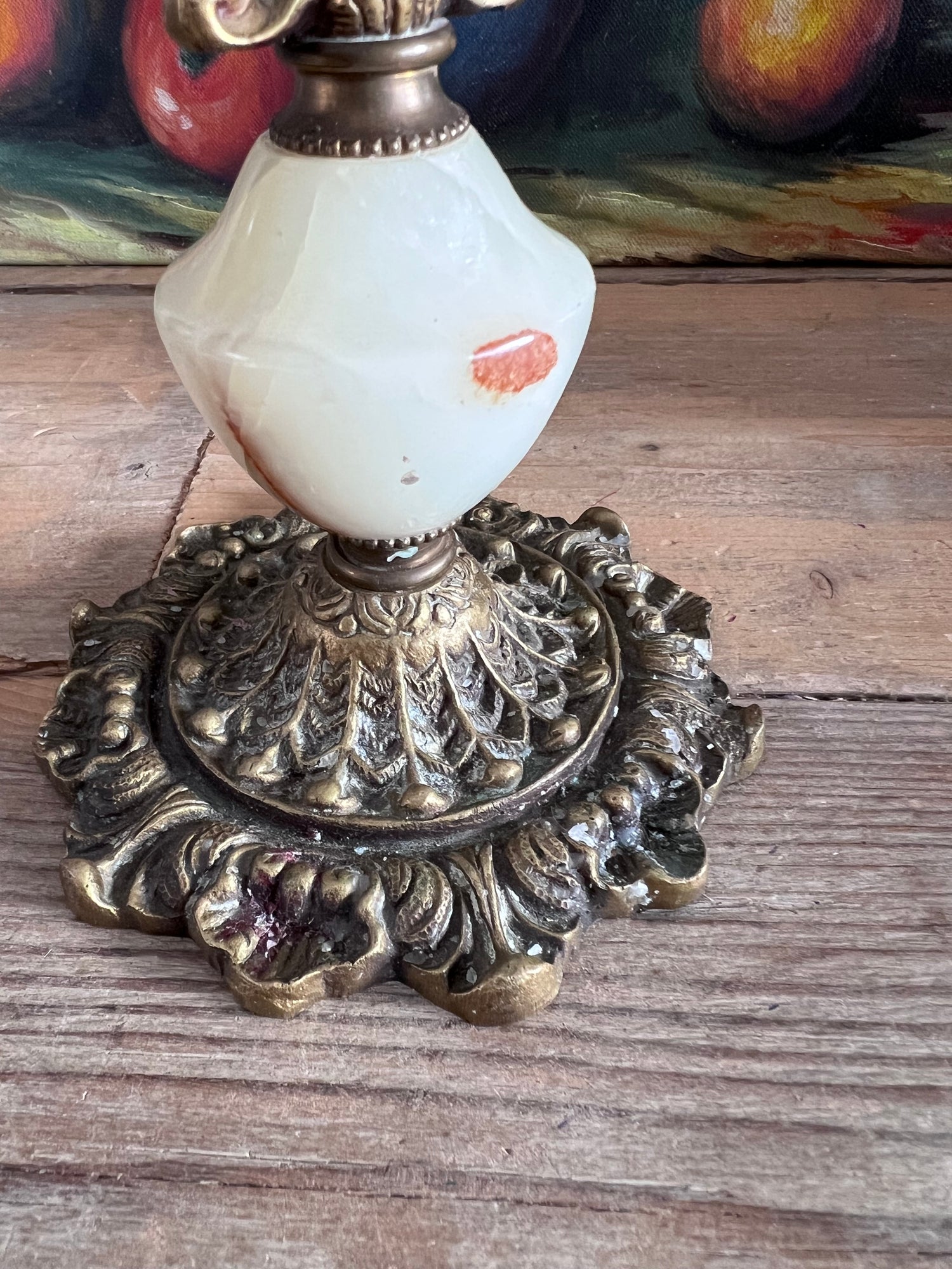 vintage messing kandelaar, messing kandelaar jaren 60, kandelaar met onyx, retro kandelaar, vintage interieur decoratie, messing kandelaar vintage, jaren 60 kandelaar