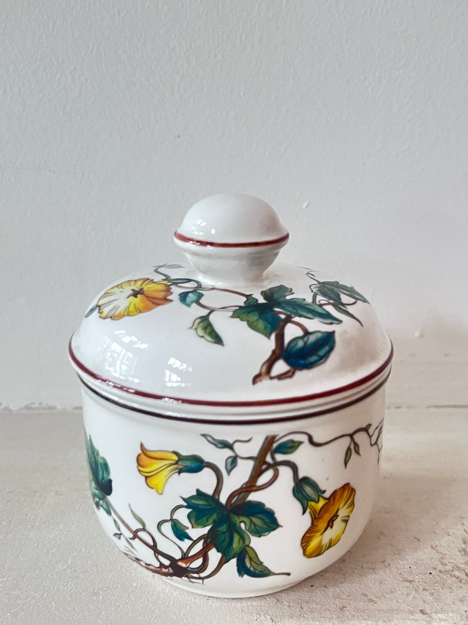 Villeroy &amp; Boch suikerpot, Botanica suikerpot, botanisch servies, keramische suikerpot, suikerpot met deksel, Villeroy &amp; Boch servies, elegant servies, cadeau suikerpot.