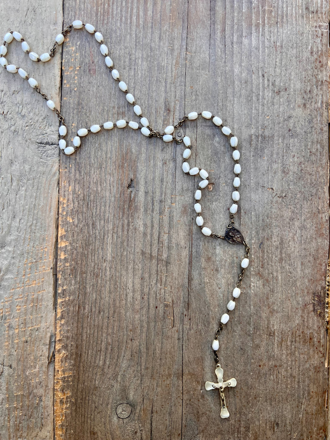 Vintage rosary white