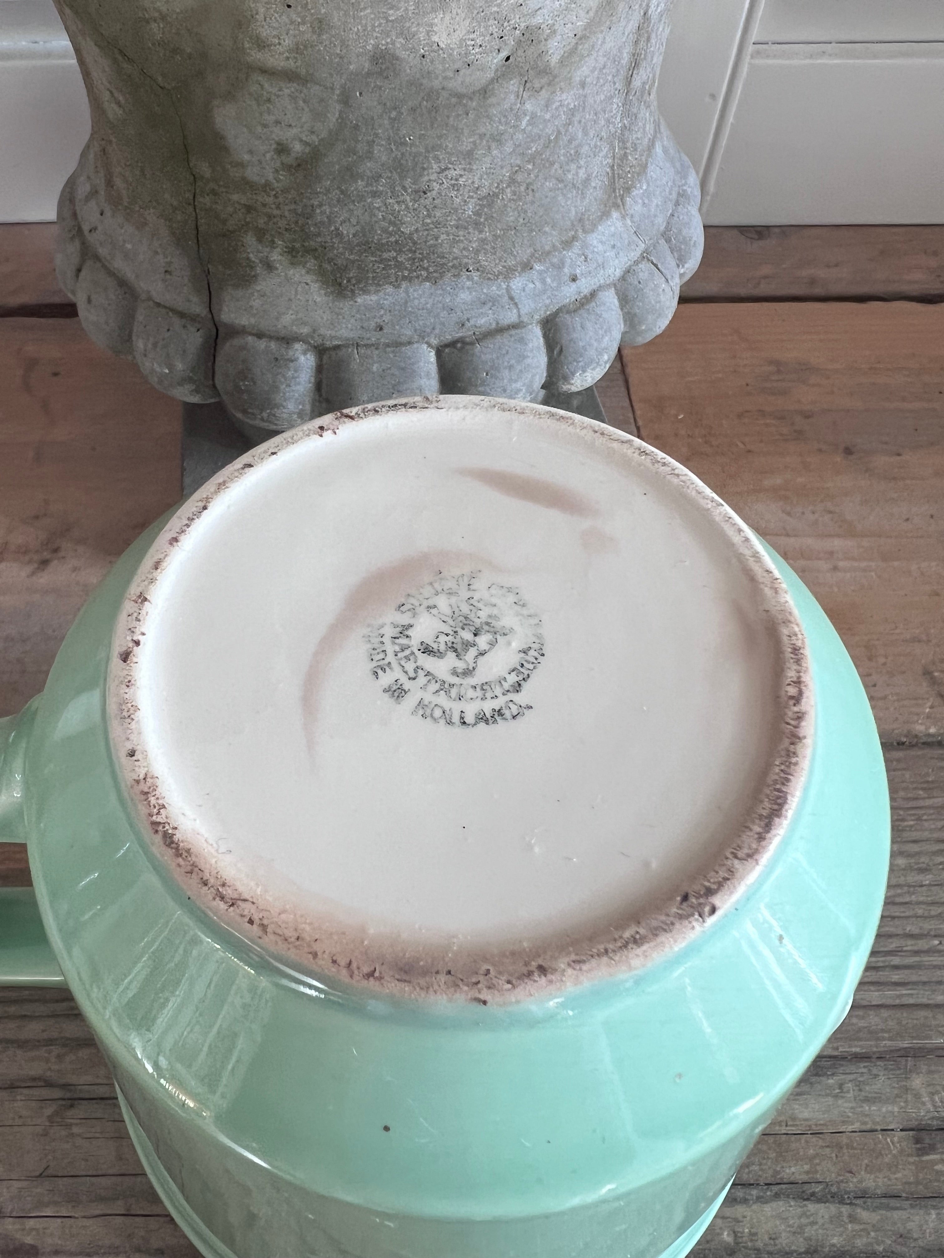 schenkkan pastelgroen, Sociëté Céramique Maastricht, vintage schenkkan jaren 60, retro schenkkan pastel, keramische schenkkan Maastricht, jaren 60 servies vintage