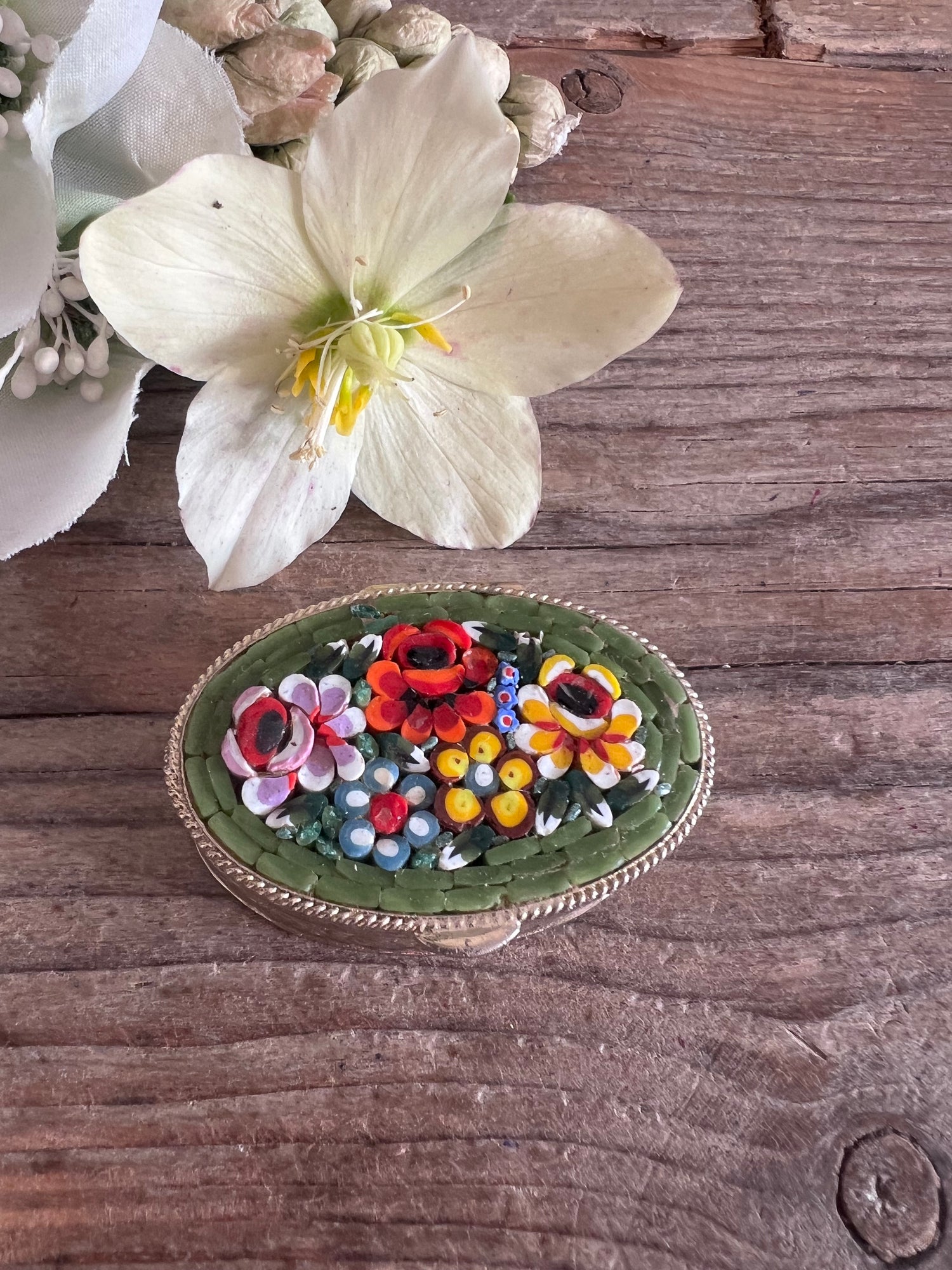 Micro mozaik pillendoosje groen, vintage pillendoosje groen