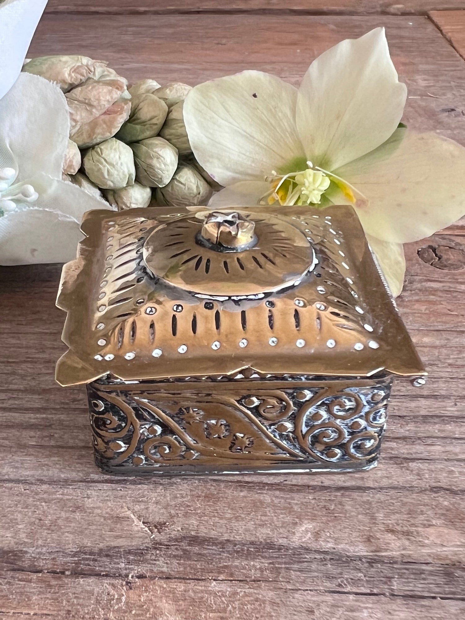 Messing pillendoosjes, vierkant pillendoosje, vintage pillendoosje