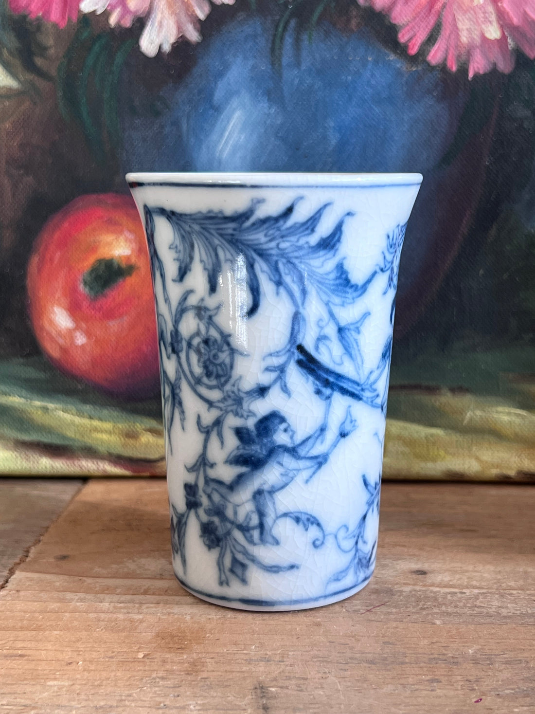 vaasje, Delfts blauw stijl, klein decoratief vaasje, porselein interieurdecoratie, romantisch vaasje, cadeau porselein.