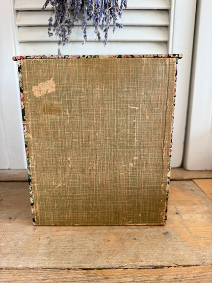 Vintage ledenkastje, vintage sieradendoos, sieradenkastje met laden, stoffen ledenkastje, vintage boudoir, vintage kaptafel, tapestry sieradendoos, brocante sieradendoos, Sofia&