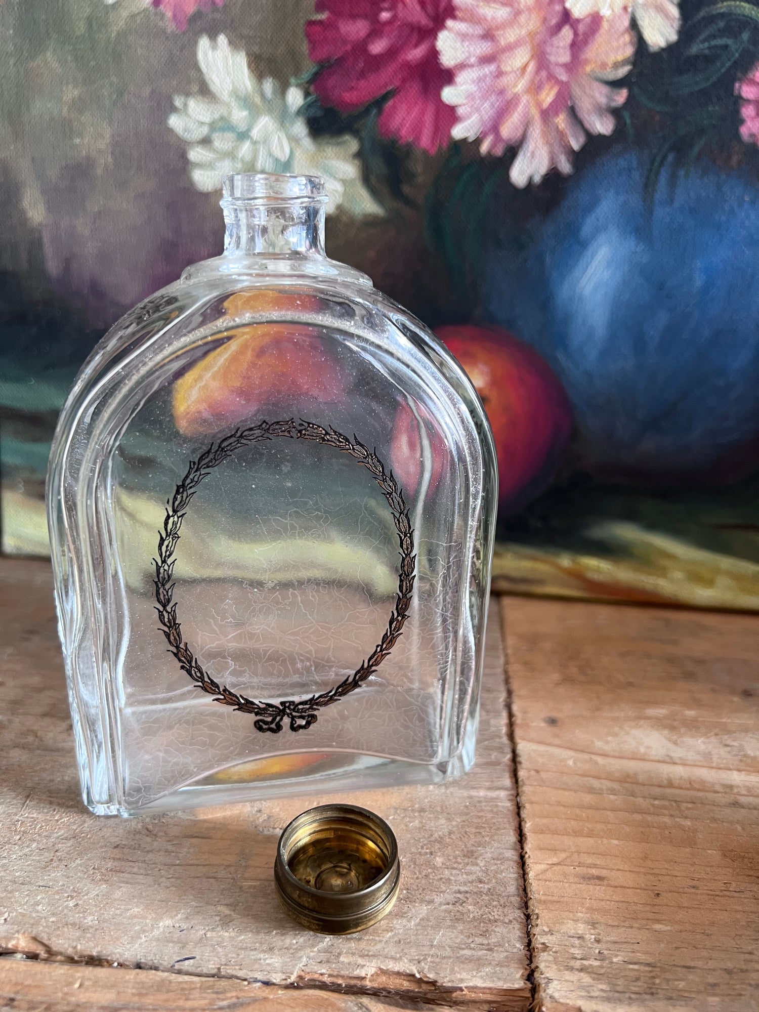 Vintage Eau de Cologne Fles met Krans print