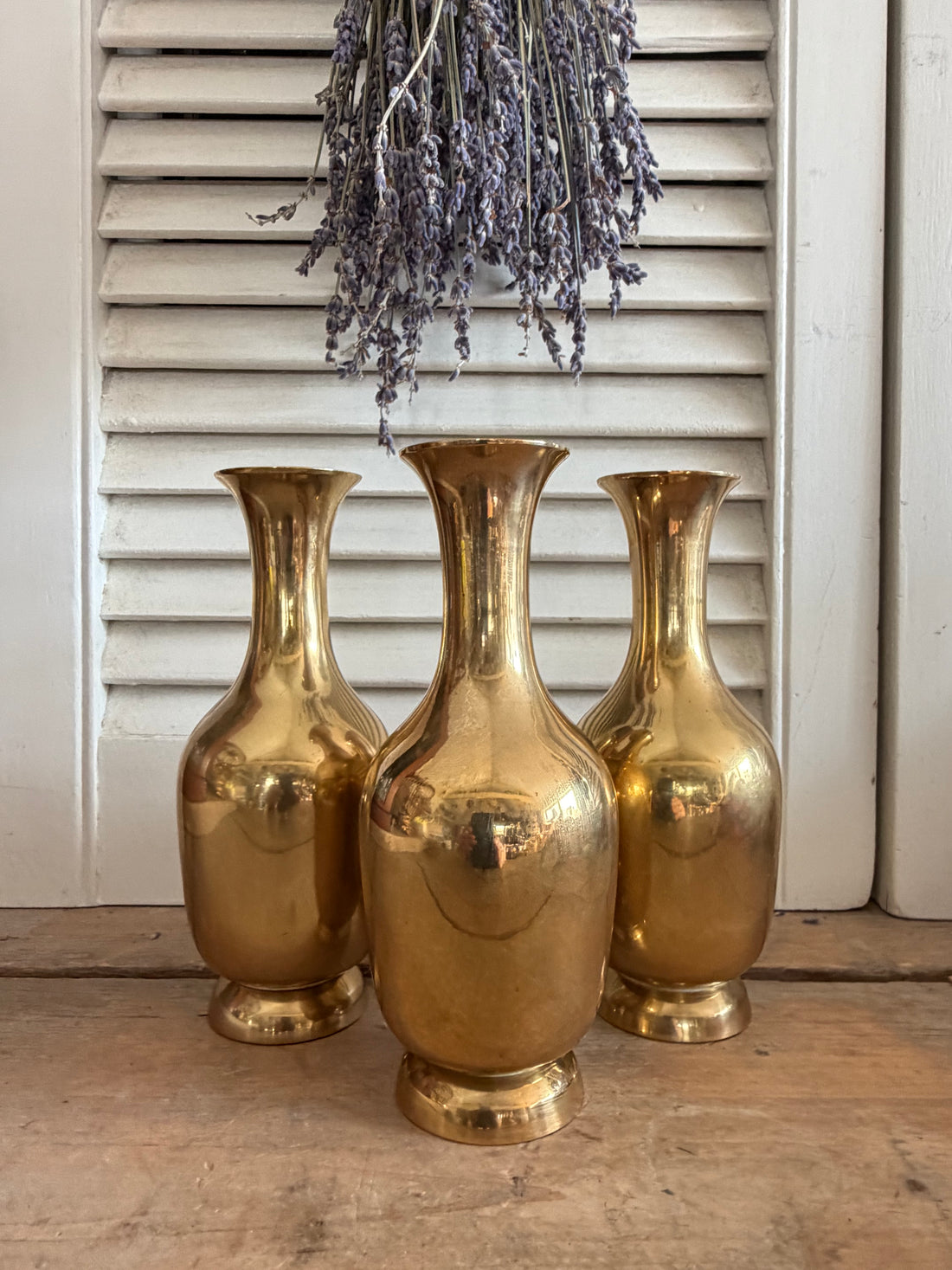 vintage messing vaasje, messing bloemenvaas, klein messing vaasje, brocante messing, vintage woonaccessoires, messing decoratie, vaasje voor droogbloemen, landelijke woondecoratie, Sofia&