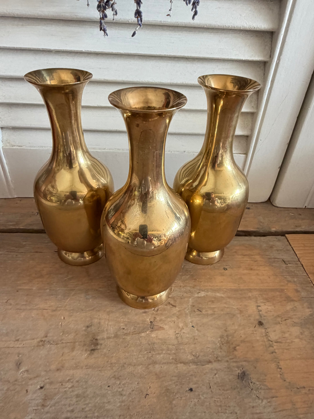 vintage messing vaasje, messing bloemenvaas, klein messing vaasje, brocante messing, vintage woonaccessoires, messing decoratie, vaasje voor droogbloemen, landelijke woondecoratie, Sofia&