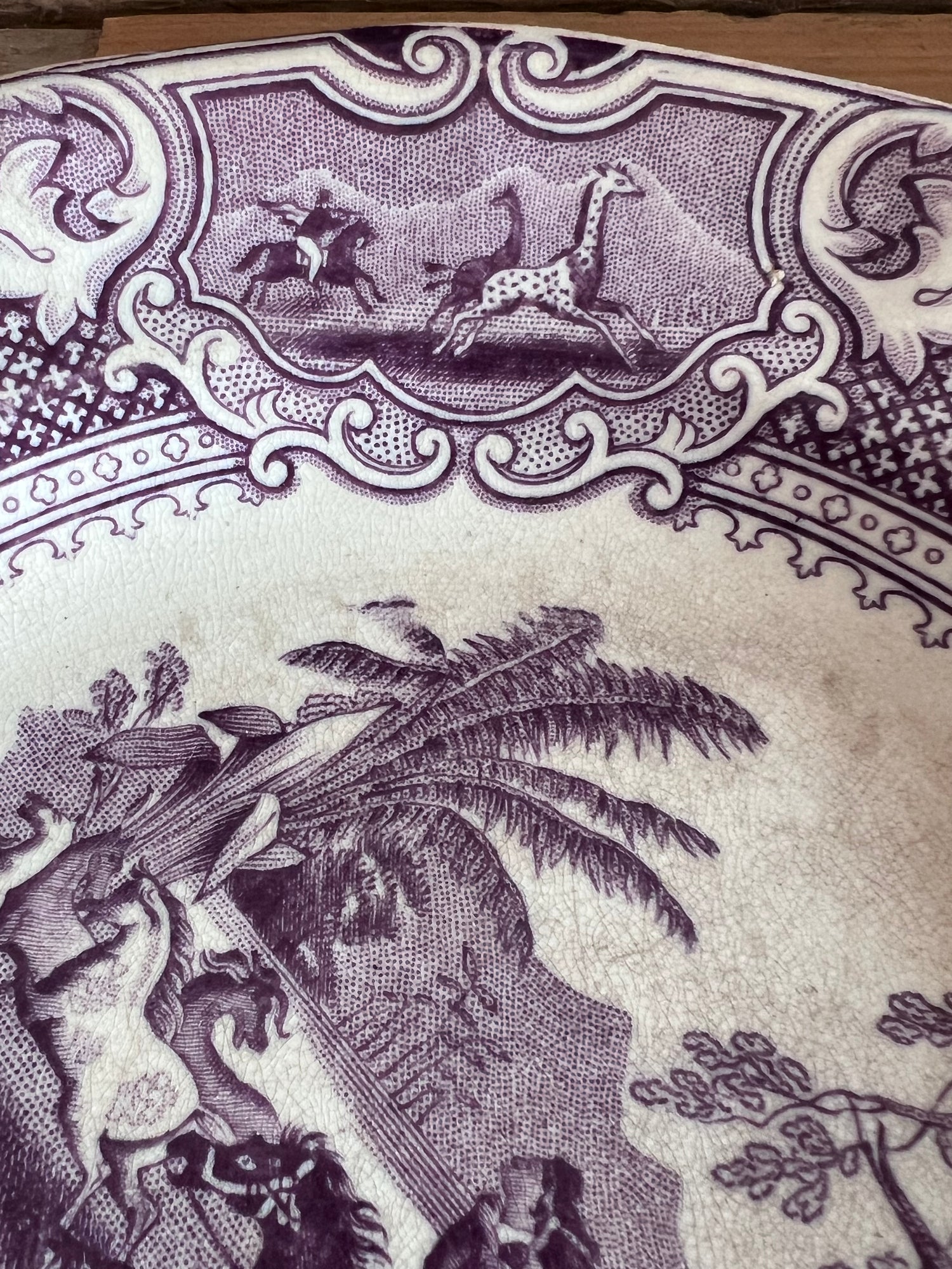 Wandbord "Lasso" Petrus Regout 1878