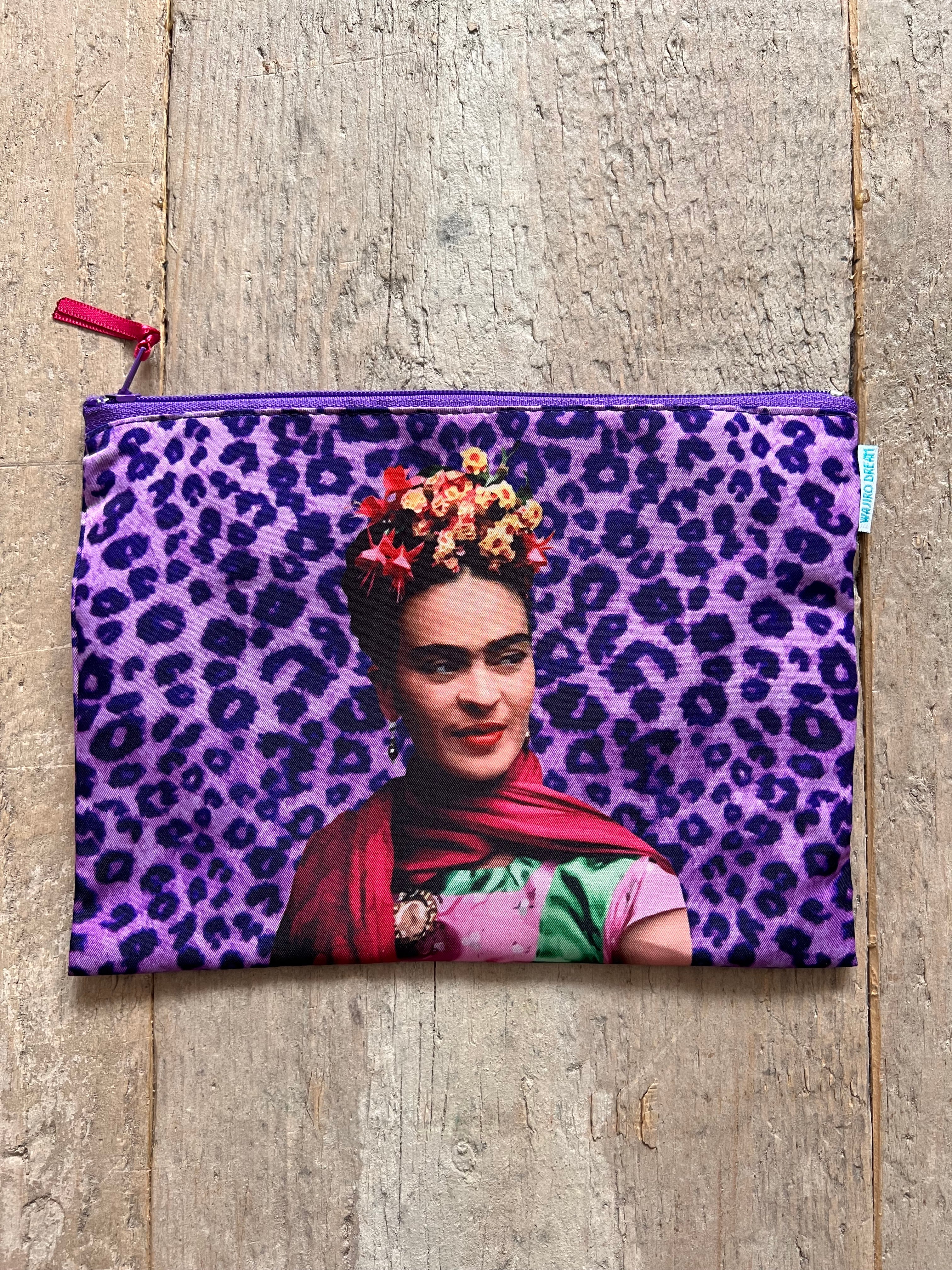 Toilettasje Frida Kahlo paarse tijgerprint