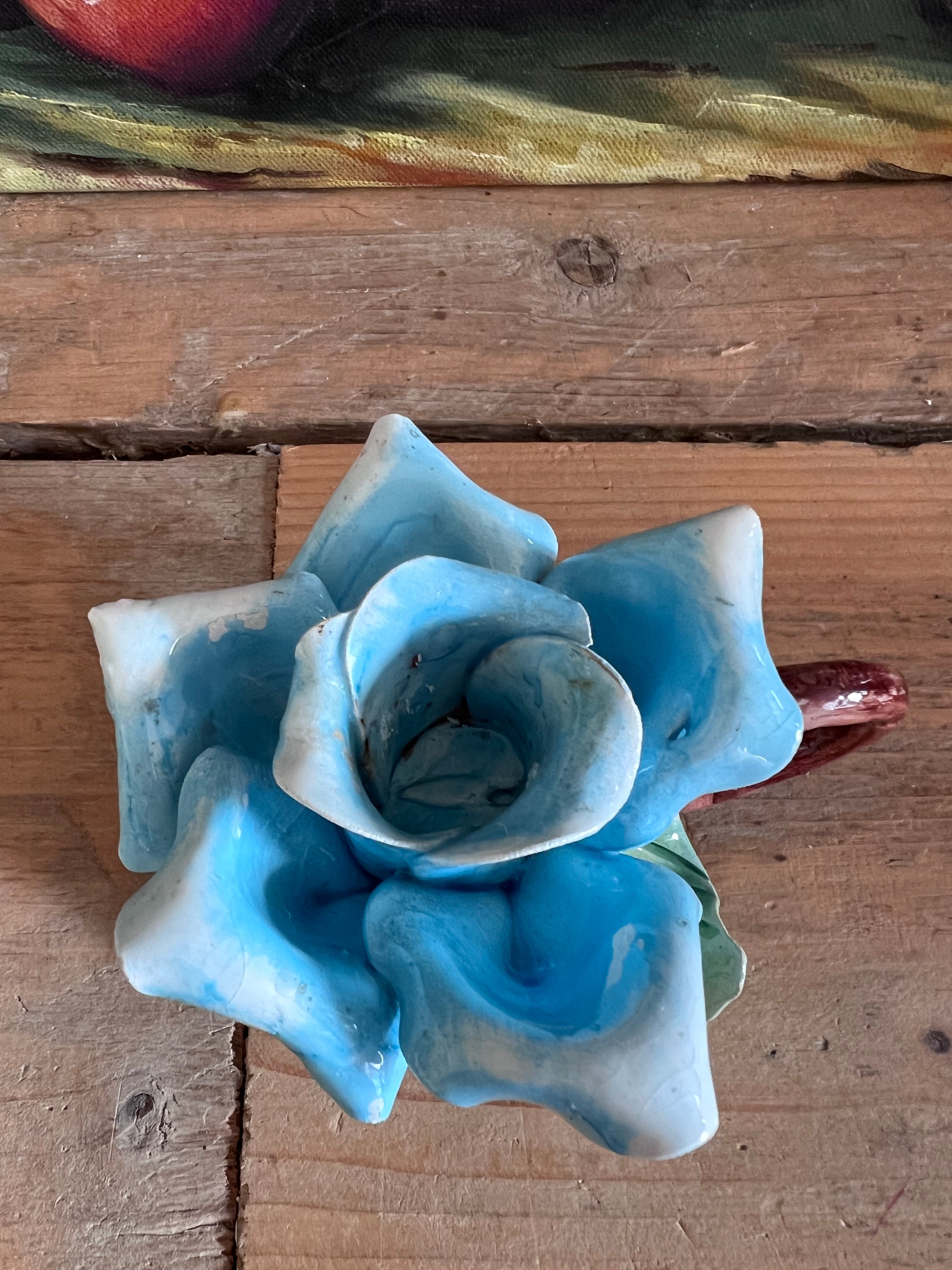 Blauwe roos kandelaar - Capodimonte Bassano