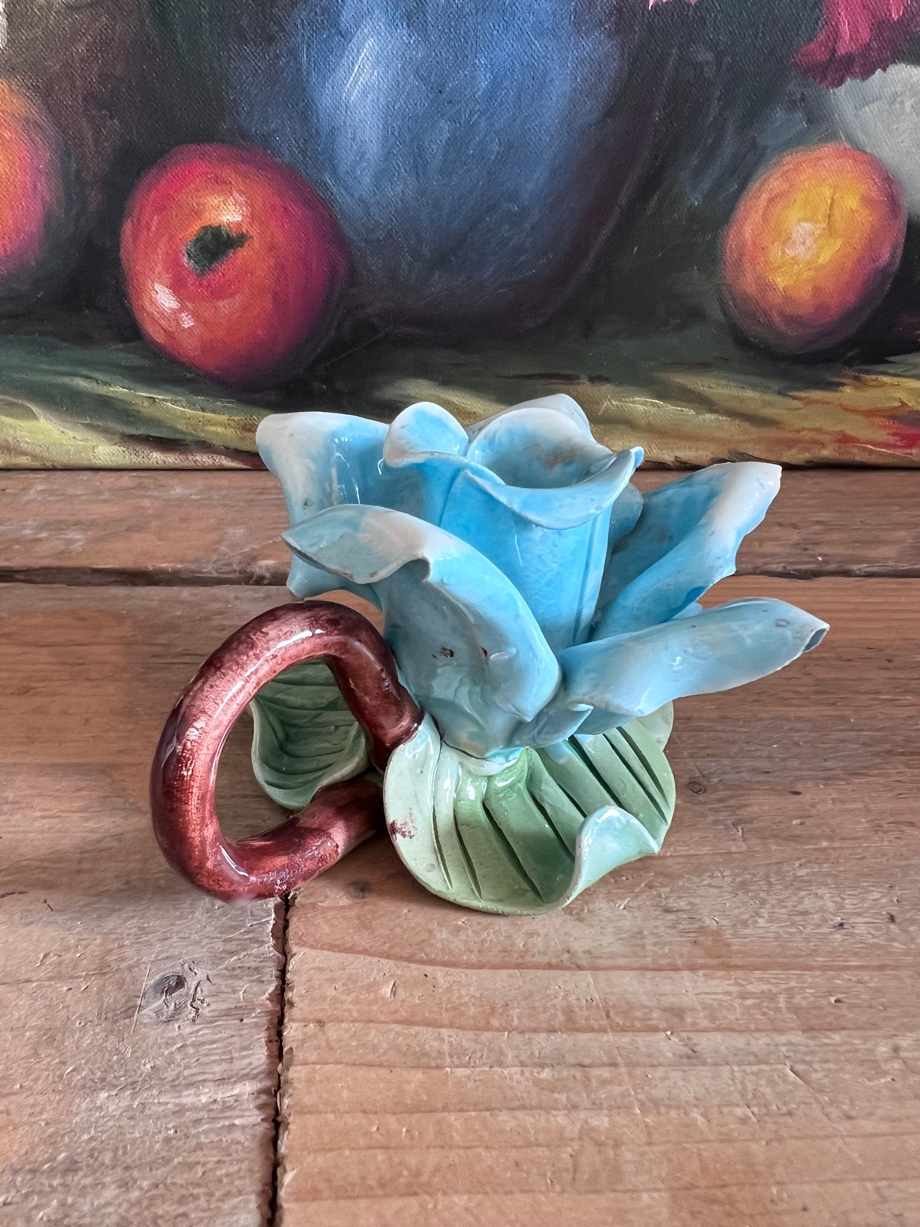 Blauwe roos kandelaar - Capodimonte Bassano