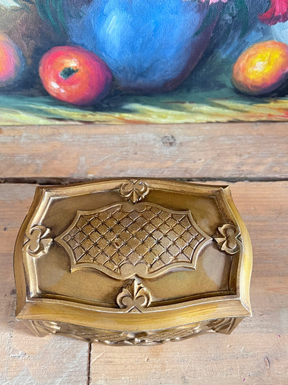 goudkleurig sieradendoosje, sieradendoosje kunststof, Italiaans vintage sieradendoosje, vintage sieradendoosje, sieraden opbergen, sieradendoosje goudkleurig, sieradendoosje cadeau.