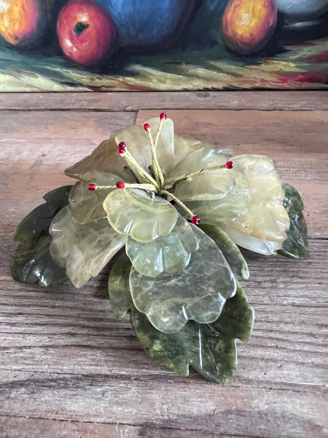 decoratieve bloem van jade, vintage jade bloem, jade interieurdecoratie, authentieke jade bloem, decoratie groene bloem, vintage woonaccessoires, handgemaakte jade decoratie, luxe interieuraccessoires