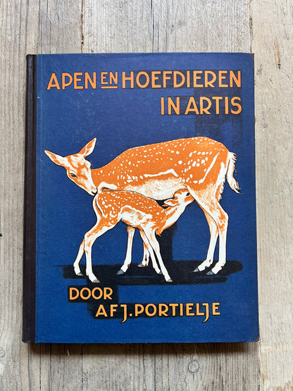 Apen en hoefdieren in Artis Verkade Album