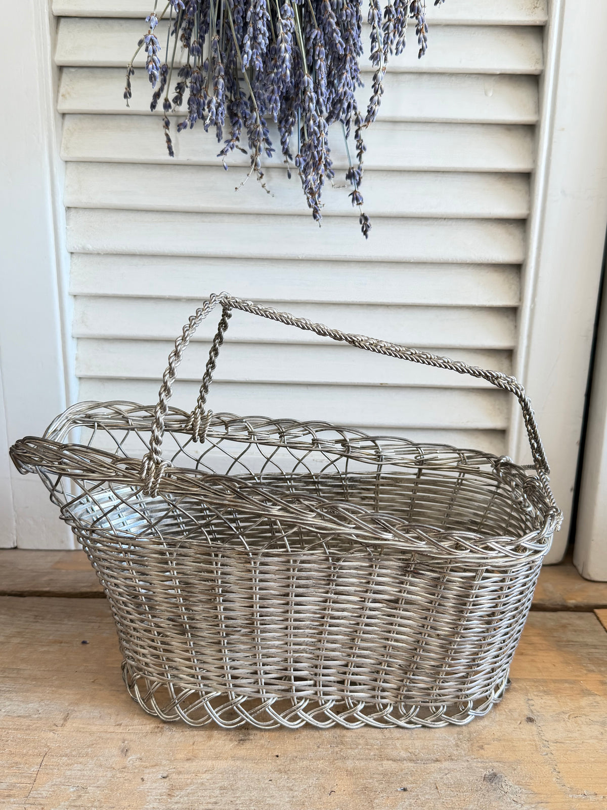Vintage wijnfleshouder, verzilverd wijnmandje, vintage wijnflessenhouder, gevlochten metalen wijnmand, wijnfleshouder voor op tafel, Franse brocante, Sofia&