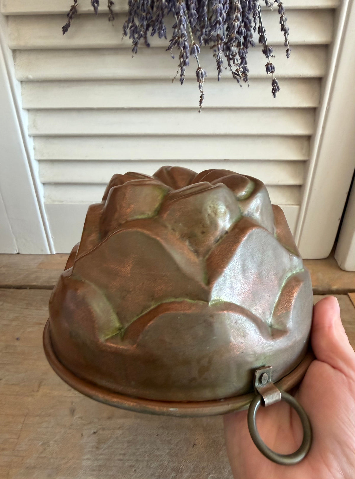 koperen kouglofvorm, antieke koperen bakvorm, antieke puddingvorm, koperen keukenaccessoires , landelijke keuken, landelijke brocante, Franse brocante, vintage koper, Sofia&