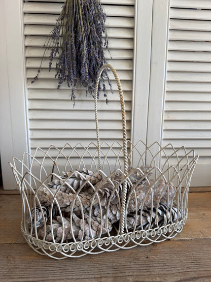 brocante draadmand, metalen mand met hengsel, vintage draadmand, Franse brocante mand, landelijke woondecoratie, Sofia&