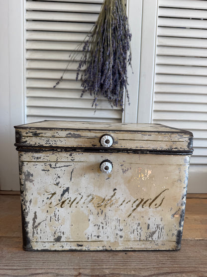 oud bakkersblik, antiek winkelblik, brocante opbergblik,vintage voorraadblik, brocante keukendecoratie, landelijke keukendecoratie, verweerd voorraadblik, Sofia&