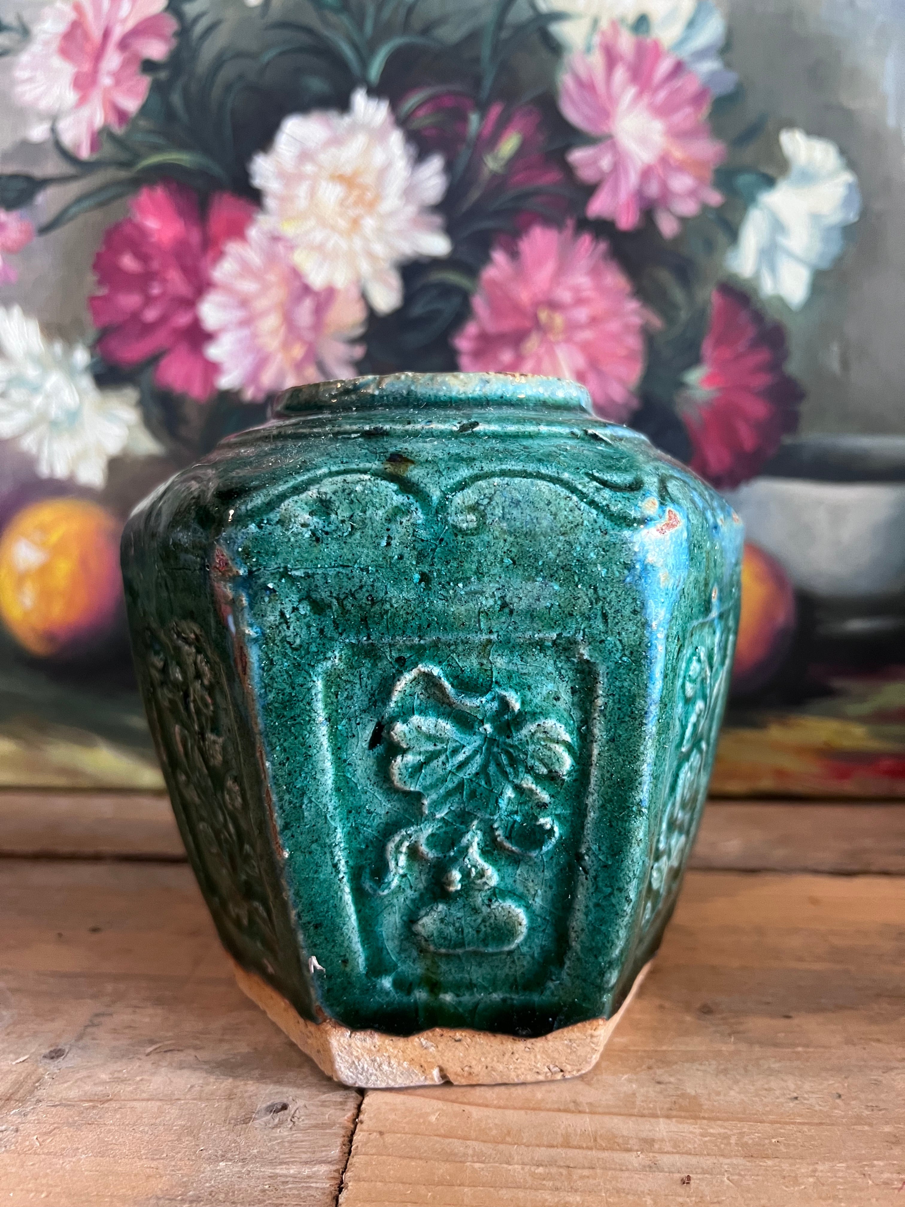 antieke Chinese gemberpot, Shiwan keramiek, authentieke Shiwan gemberpot, Chinese keramiek antiek, traditionele Chinese gemberpot, Shiwan pottery, antiek Aziatisch keramiek, vintage Chinese gemberpot, handgemaakte Shiwan pot, historische Chinese keramiek.