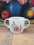Peter Rabbit mok, Peter Rabbit mok met twee oren, Wedgwood porselein mok, porseleinen mok Peter Rabbit, kindermok, cadeau Peter Rabbit, Wedgwood servies, mok met illustraties, luxe porselein mok, theemok Peter Rabbit.