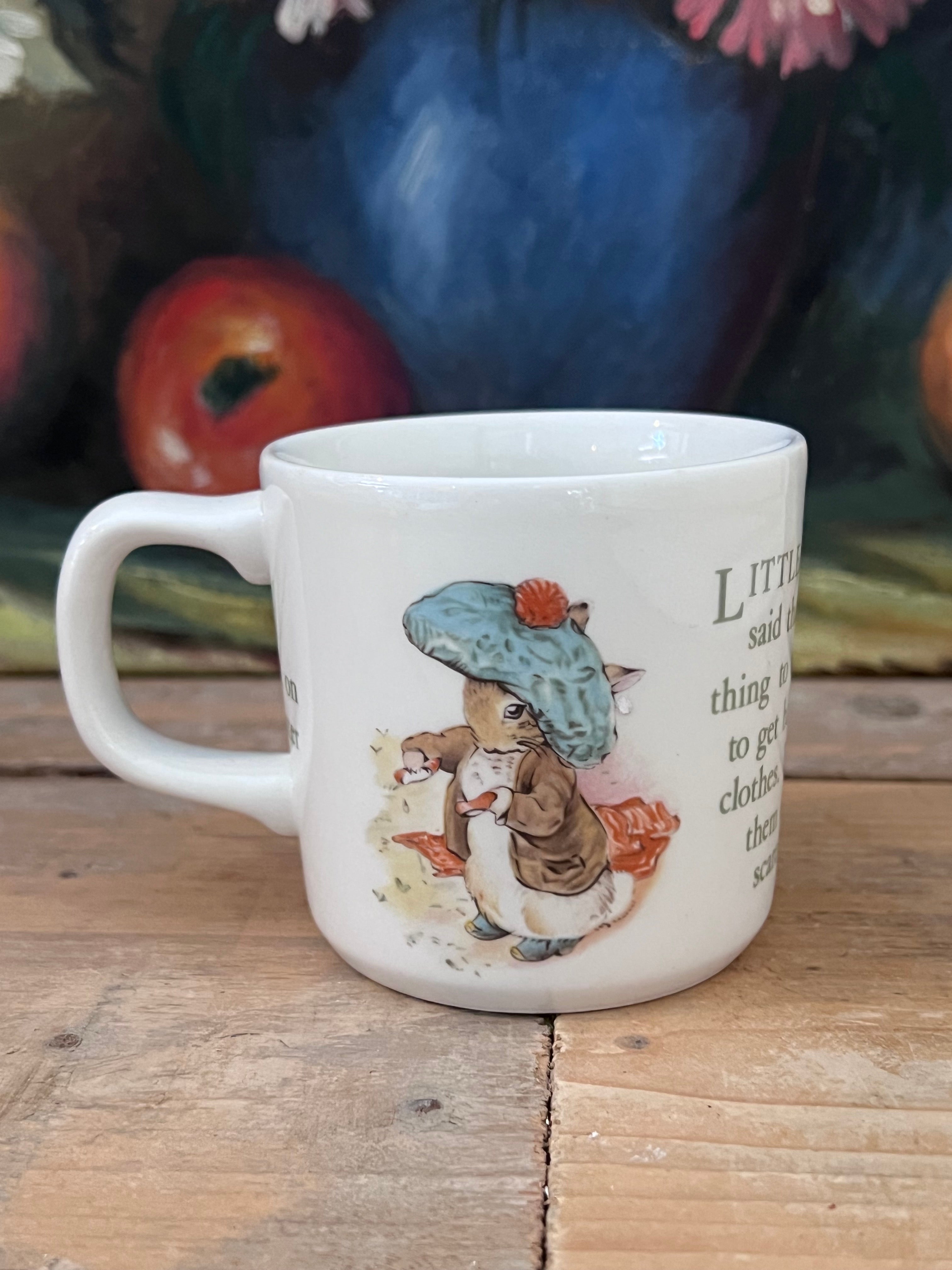 Little Benjamin beker, Wedgwood porselein beker, porseleinen kinderbeker, Wedgwood kinderservies, Little Benjamin servies, kindvriendelijke porseleinen beker, cadeau kinderbeker, duurzaam porselein, bekers Wedgwood, klassieke kinderbekers.