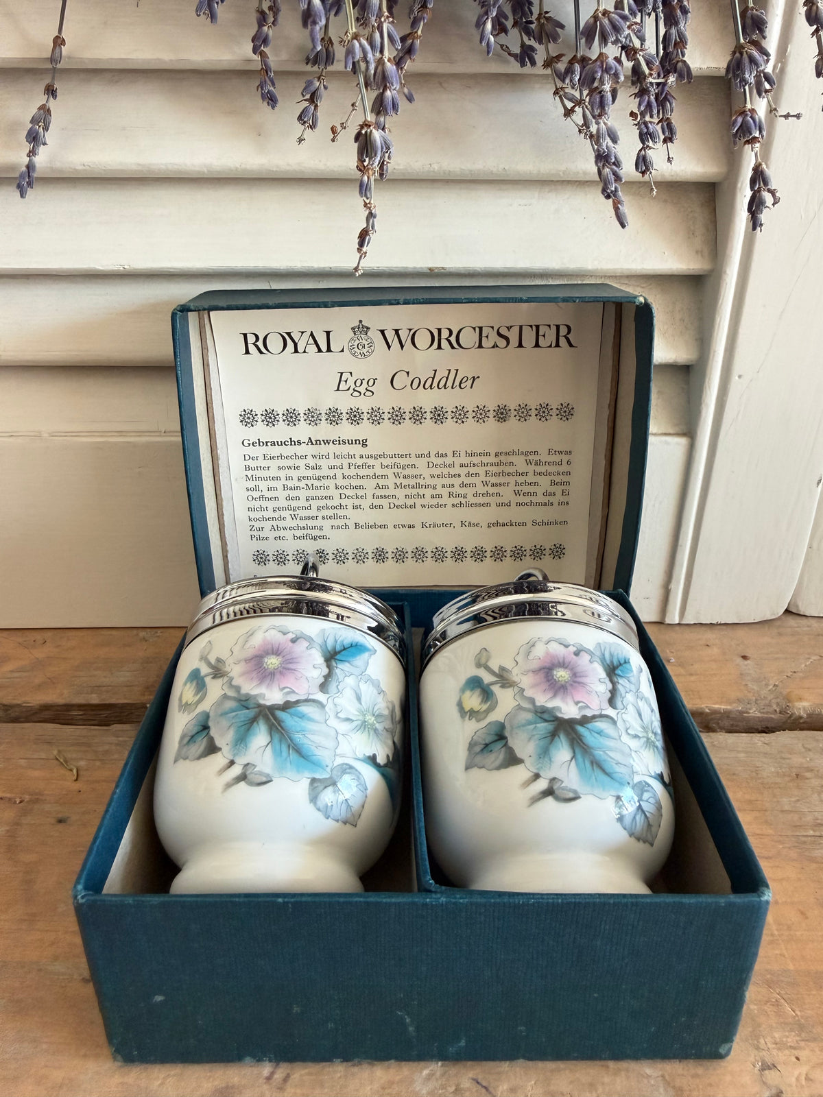 Royal Worcester egg coddler, Royal Worcester Woodland,, vintage egg coddler, engelse eierkoker, egg coddler in originele doos,, vintage keukenaccesoires, Engelse brocante, vintage Engels porselein, Sofia&