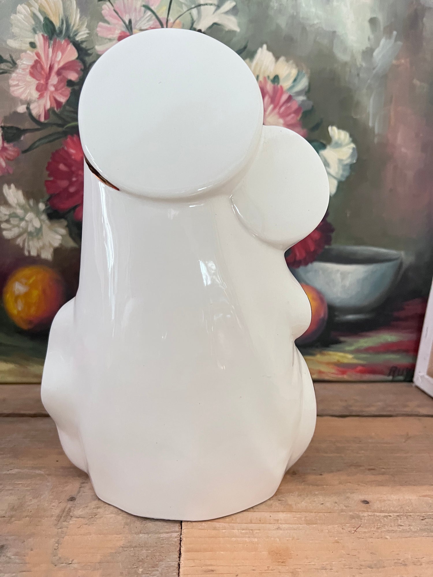 wit Moeder Maria beeld, keramisch Moeder Maria beeld, Moeder Maria beeld jaren 80, religieus beeld keramiek, Moeder Maria decoratie, vintage Moeder Maria beeld, Moeder Maria met goudaccenten, keramiek religieus beeld, spirituele woondecoratie