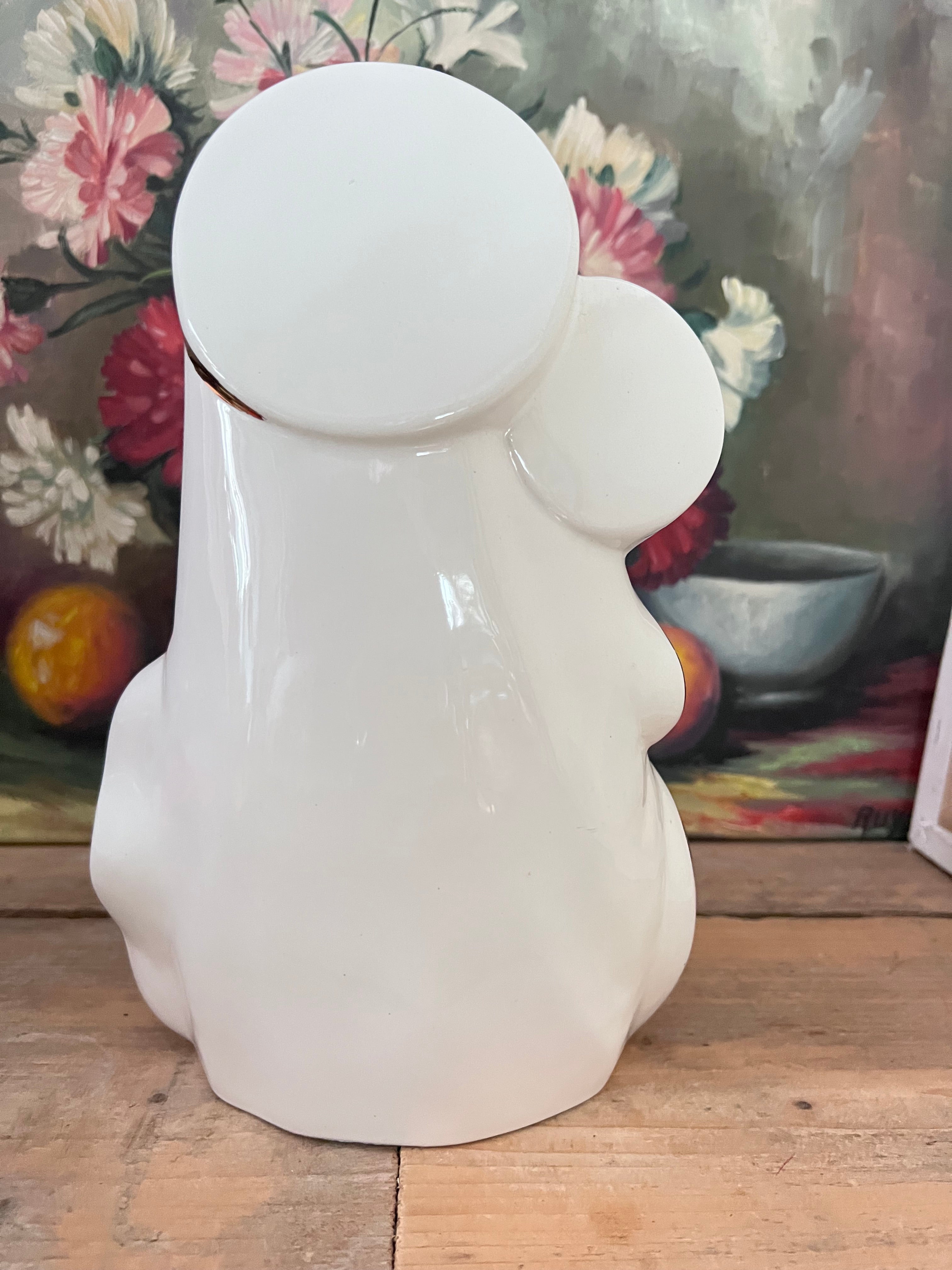 wit Moeder Maria beeld, keramisch Moeder Maria beeld, Moeder Maria beeld jaren 80, religieus beeld keramiek, Moeder Maria decoratie, vintage Moeder Maria beeld, Moeder Maria met goudaccenten, keramiek religieus beeld, spirituele woondecoratie