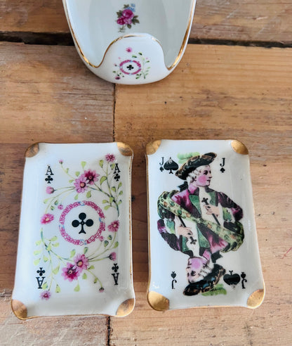 speelkaart bakje porselein, bridge bakjes met houder, porseleinen kaartspel organizer, kaartspelaccessoires, bridge accessoires porselein, stijlvolle kaartspel houder, cadeau voor kaartliefhebber
