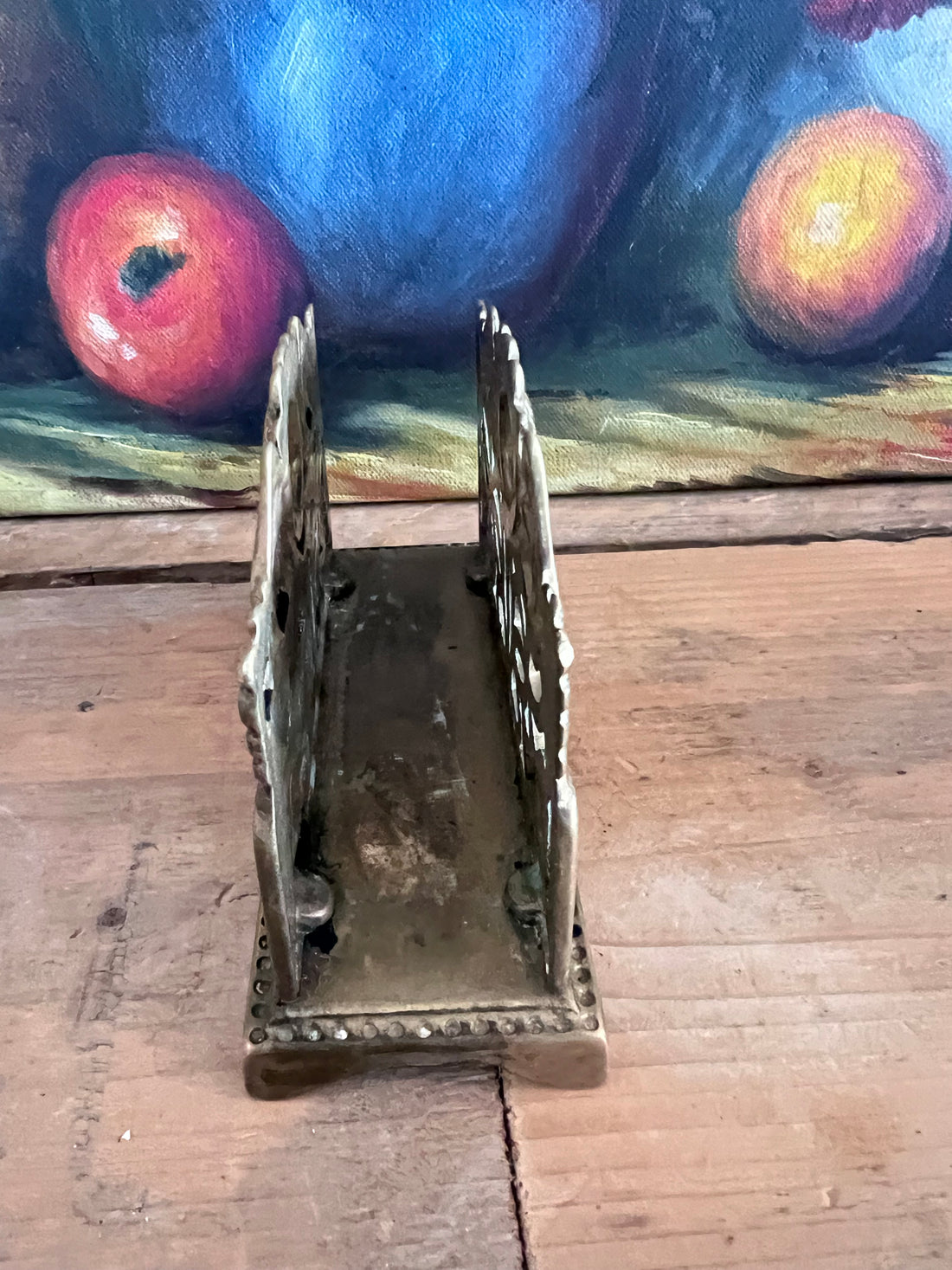 vintage brievenhouder, messing brievenhouder, Art Nouveau brievenhouder, brievenrek vintage, zonnebloem brievenhouder, vintage bureau accessoire, klassiek interieur décor, brievenhouder messing, Art Nouveau accessoires.